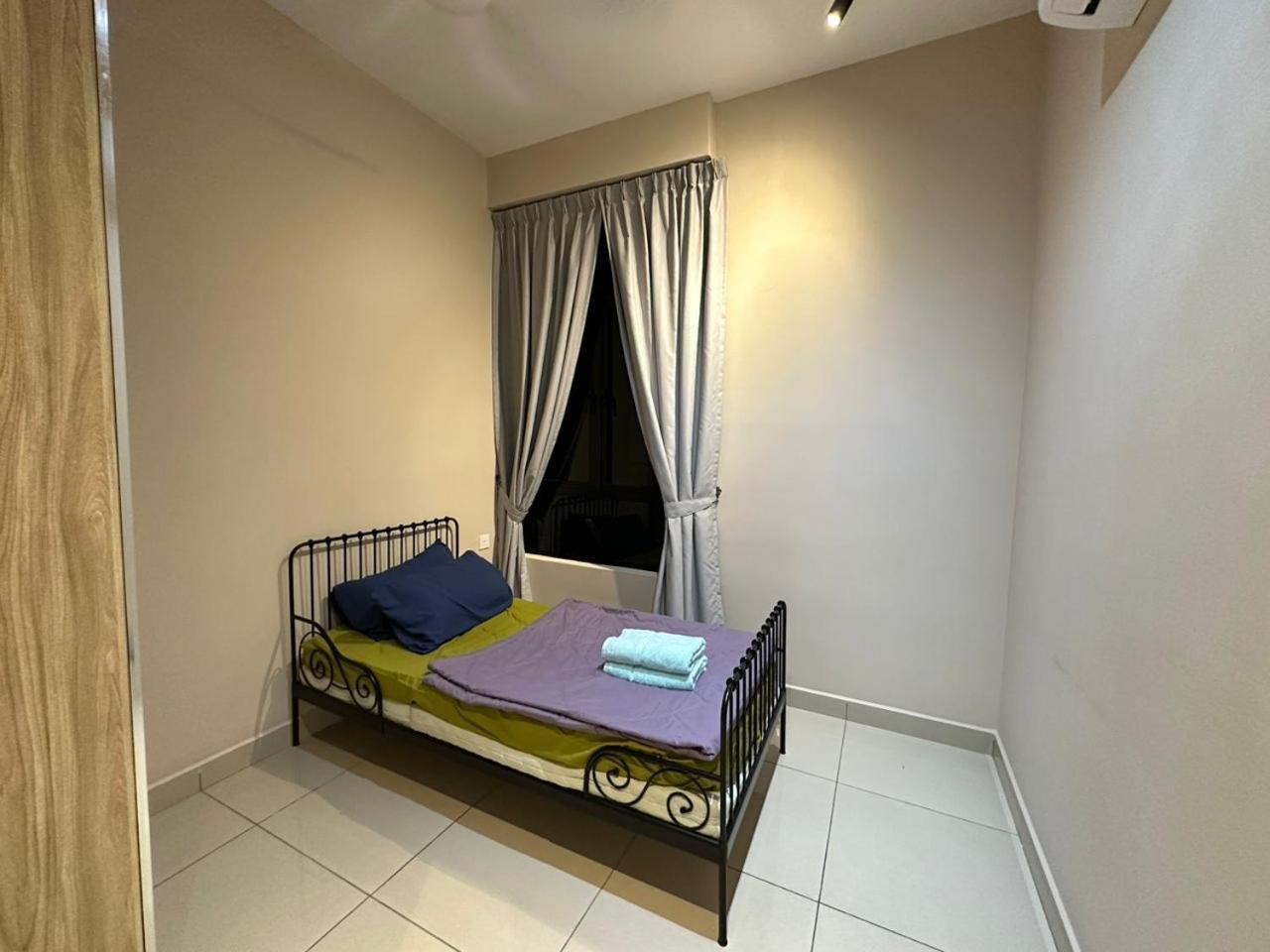 DSummit Cozy 3 Bedroom with Netflix WiFi Towel etc