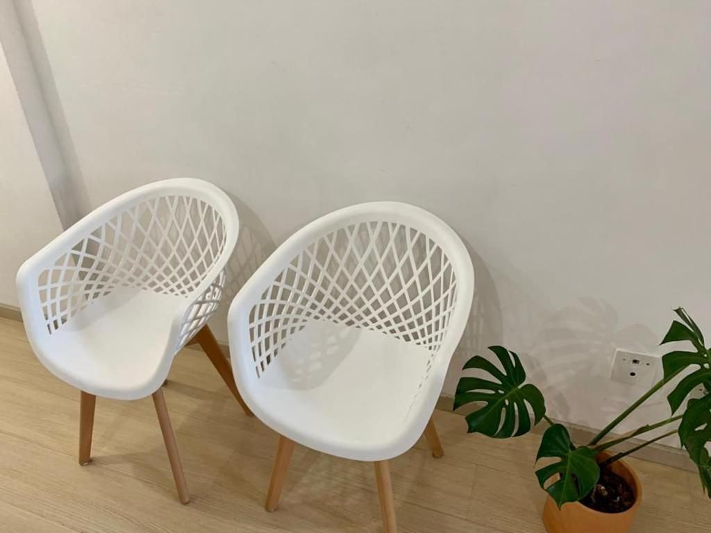 Studio flat Mid Home