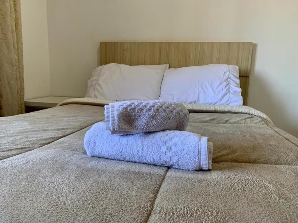 Studio flat Mid Home