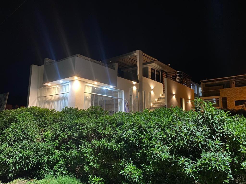 G&E_BEACH HOUSE