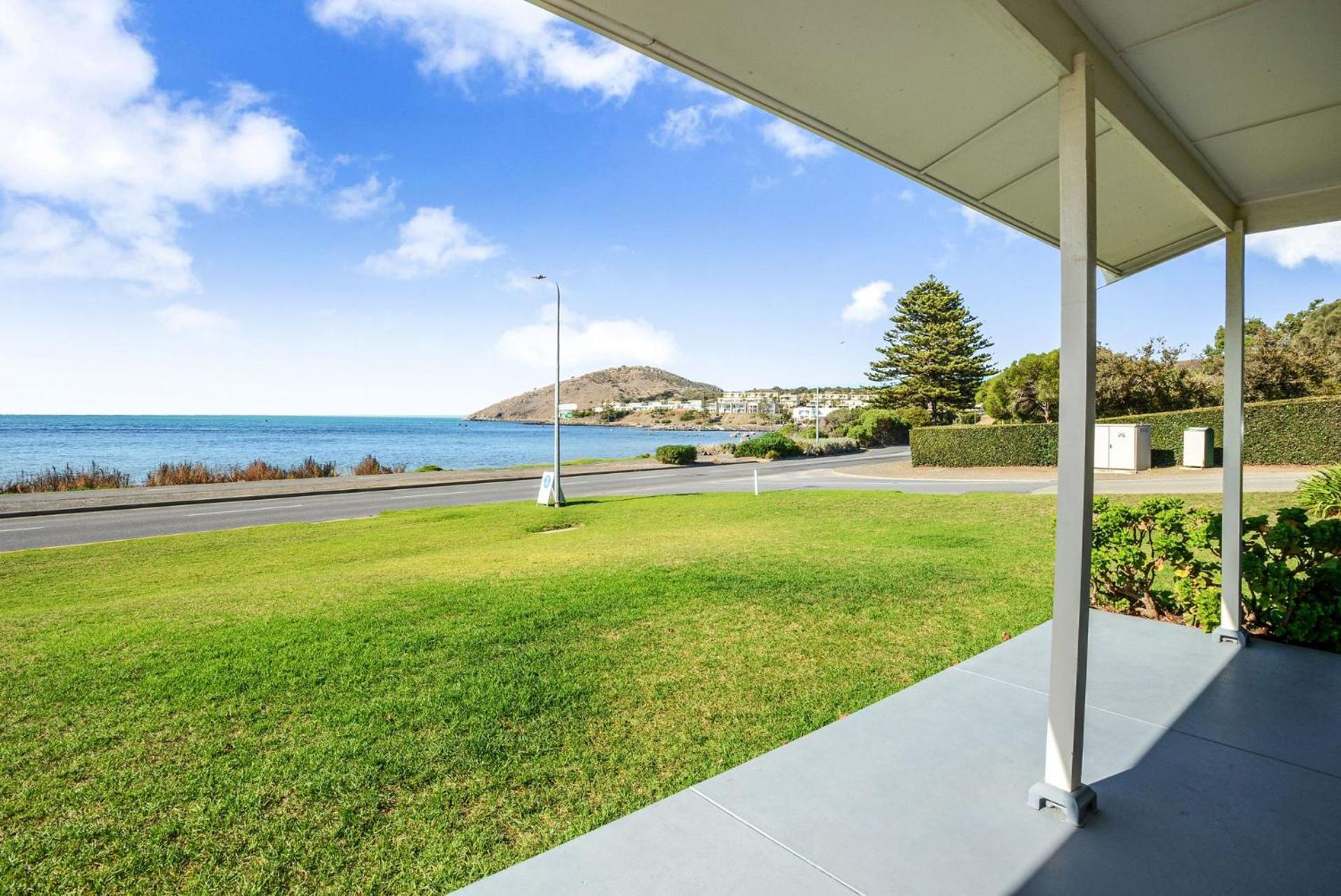Battye Cottage Beautiful Sea Views All Year Round