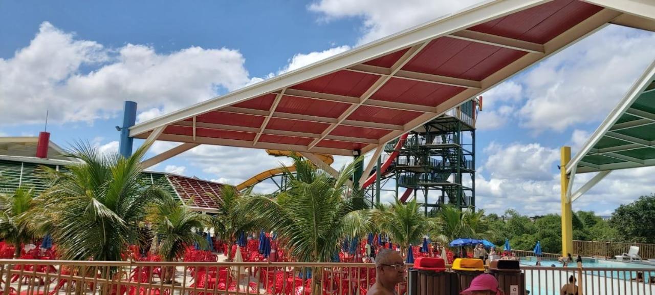 COM CAFE E SUITE SPAZZIO DIROMA E ACESSO GRATUITO no ACQUA PARK DIROMA