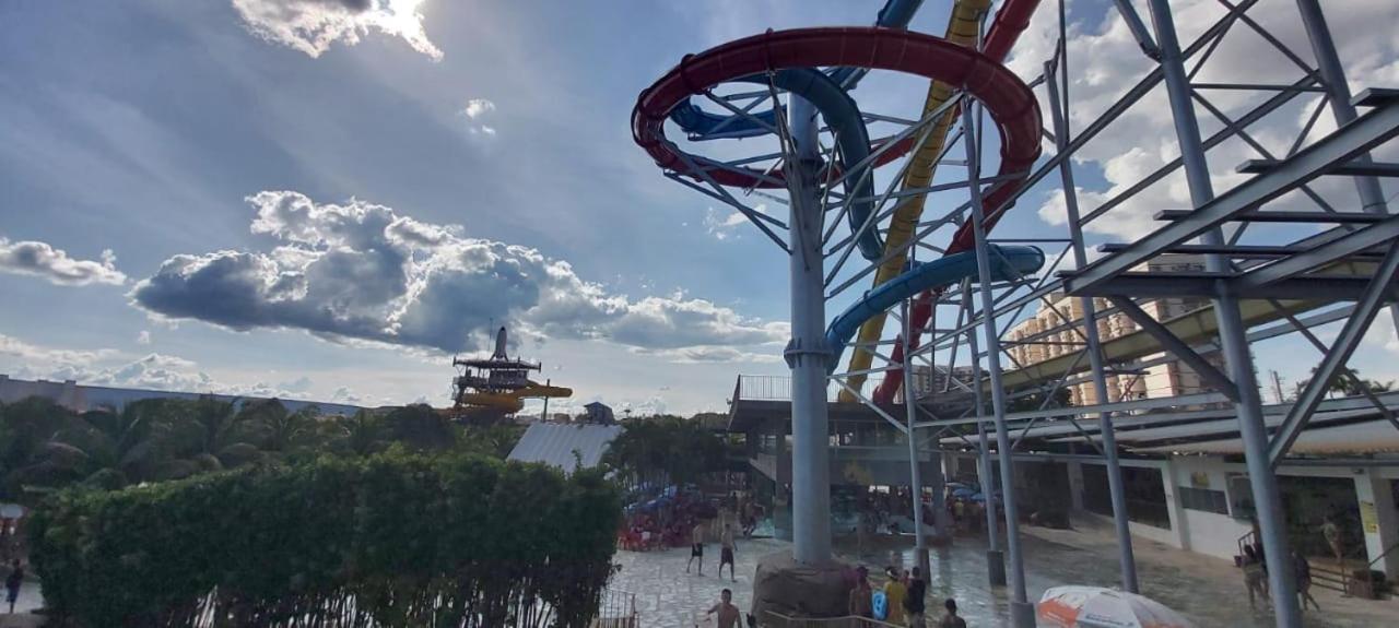 COM CAFE E SUITE SPAZZIO DIROMA E ACESSO GRATUITO no ACQUA PARK DIROMA