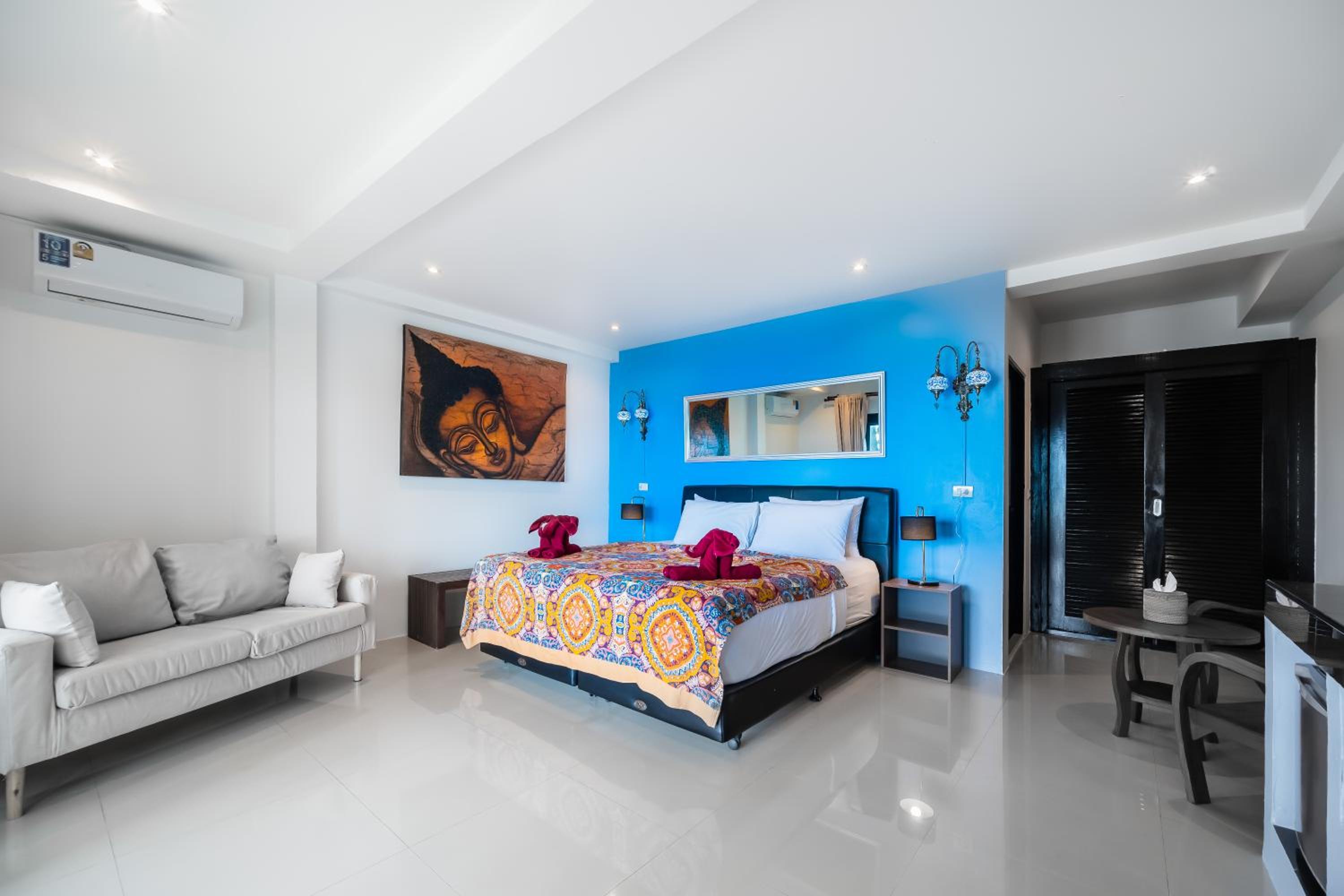 Crystal Bay Beach Resort 99