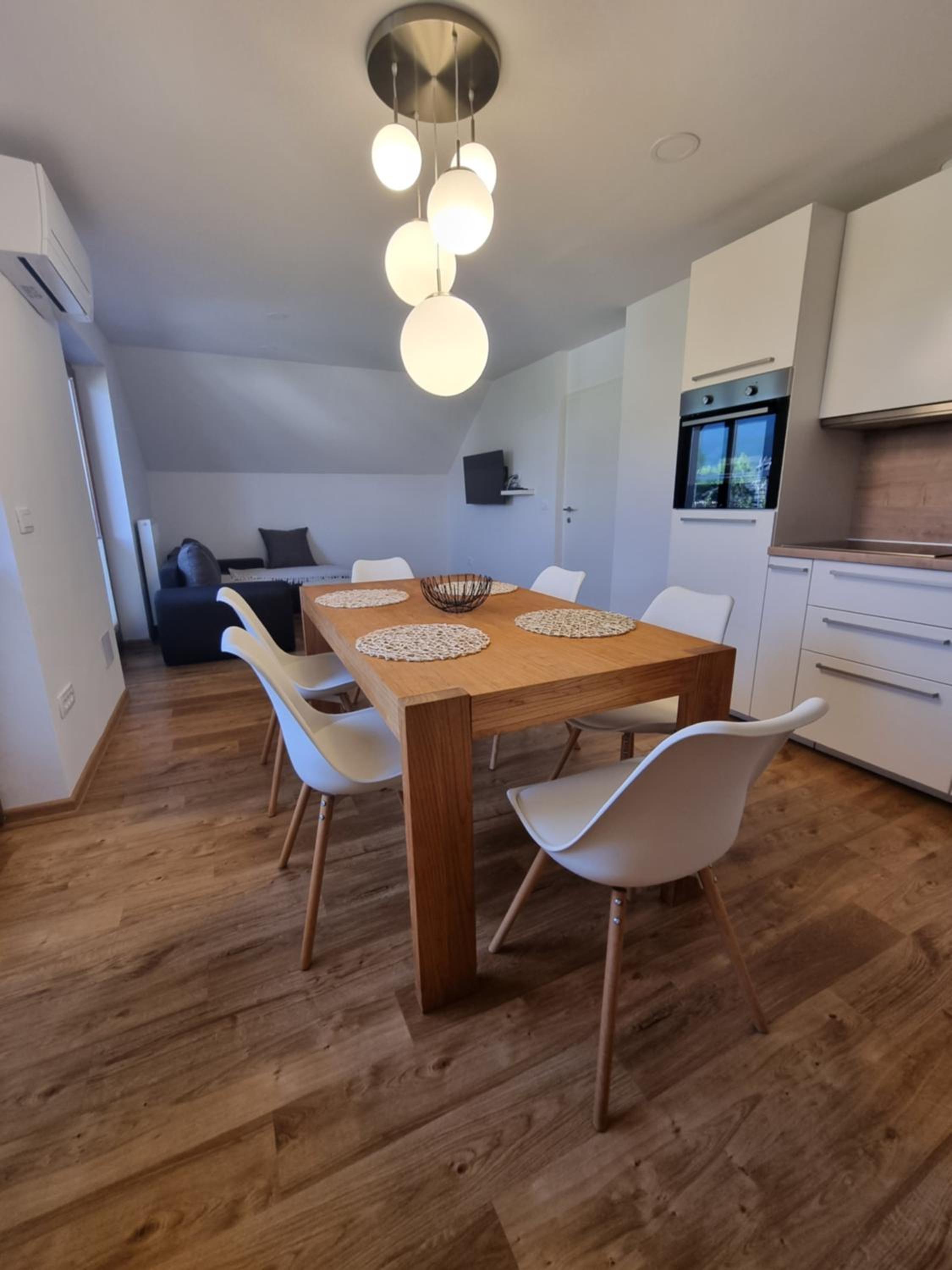 Apartment 199 view 2