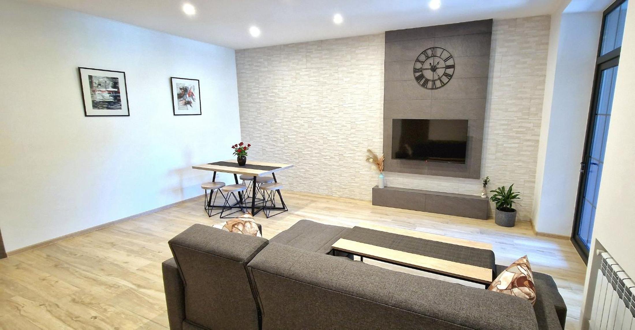 Park View 2 bedroom Apartment near Republic square in Yerevan