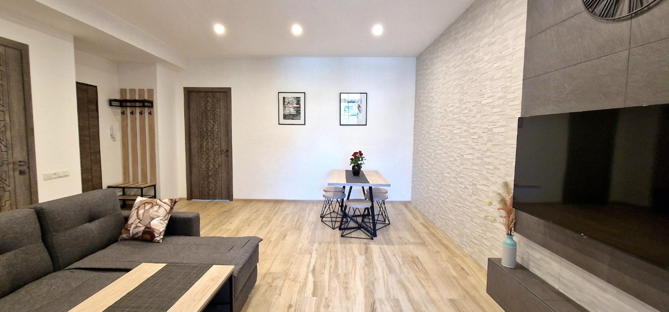 Park View 2 bedroom Apartment near Republic square in Yerevan