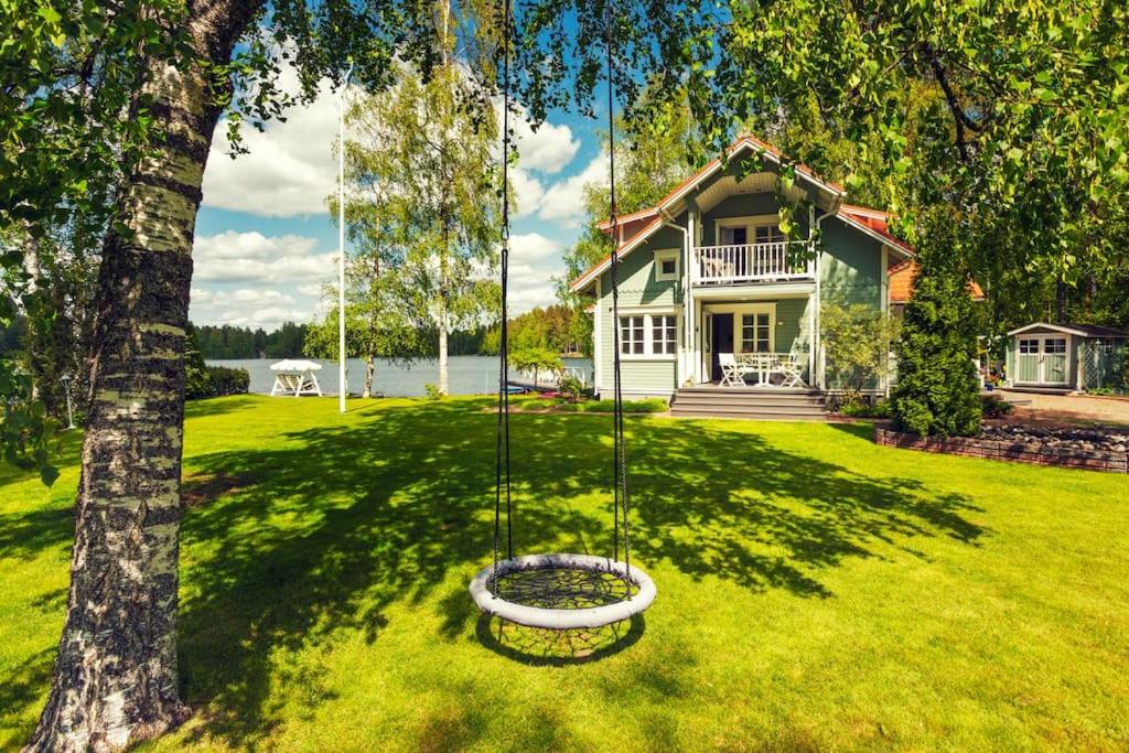 Villa Kesätie - Lakeside Paradise
