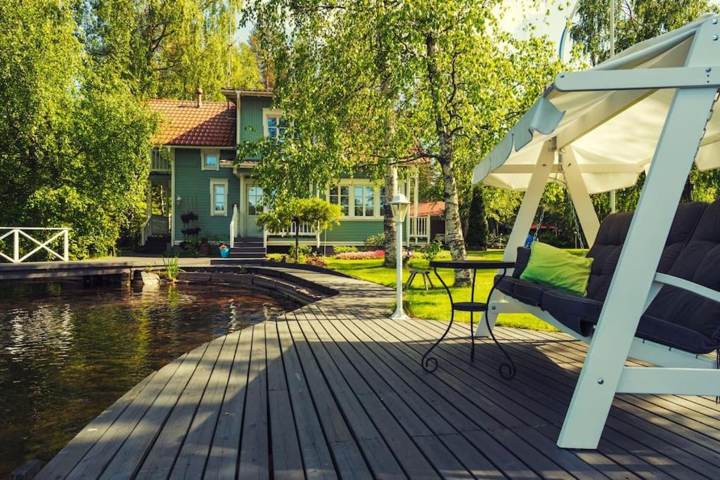 Villa Kesätie - Lakeside Paradise