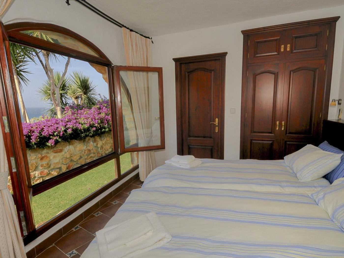 Villa MIRAMAR