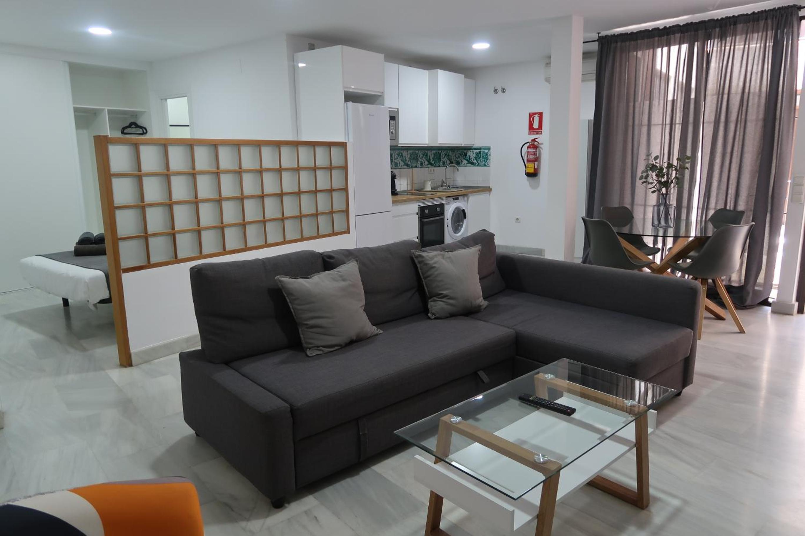 J & E Málaga Center Apartamentos