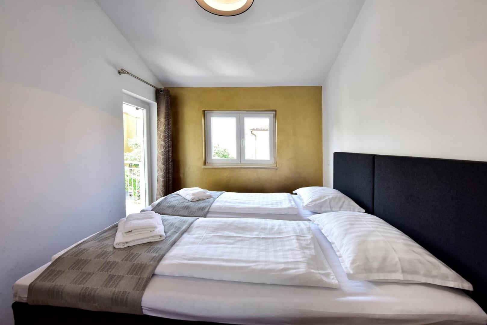 Deluxe Sea-View Apartment in Tar
