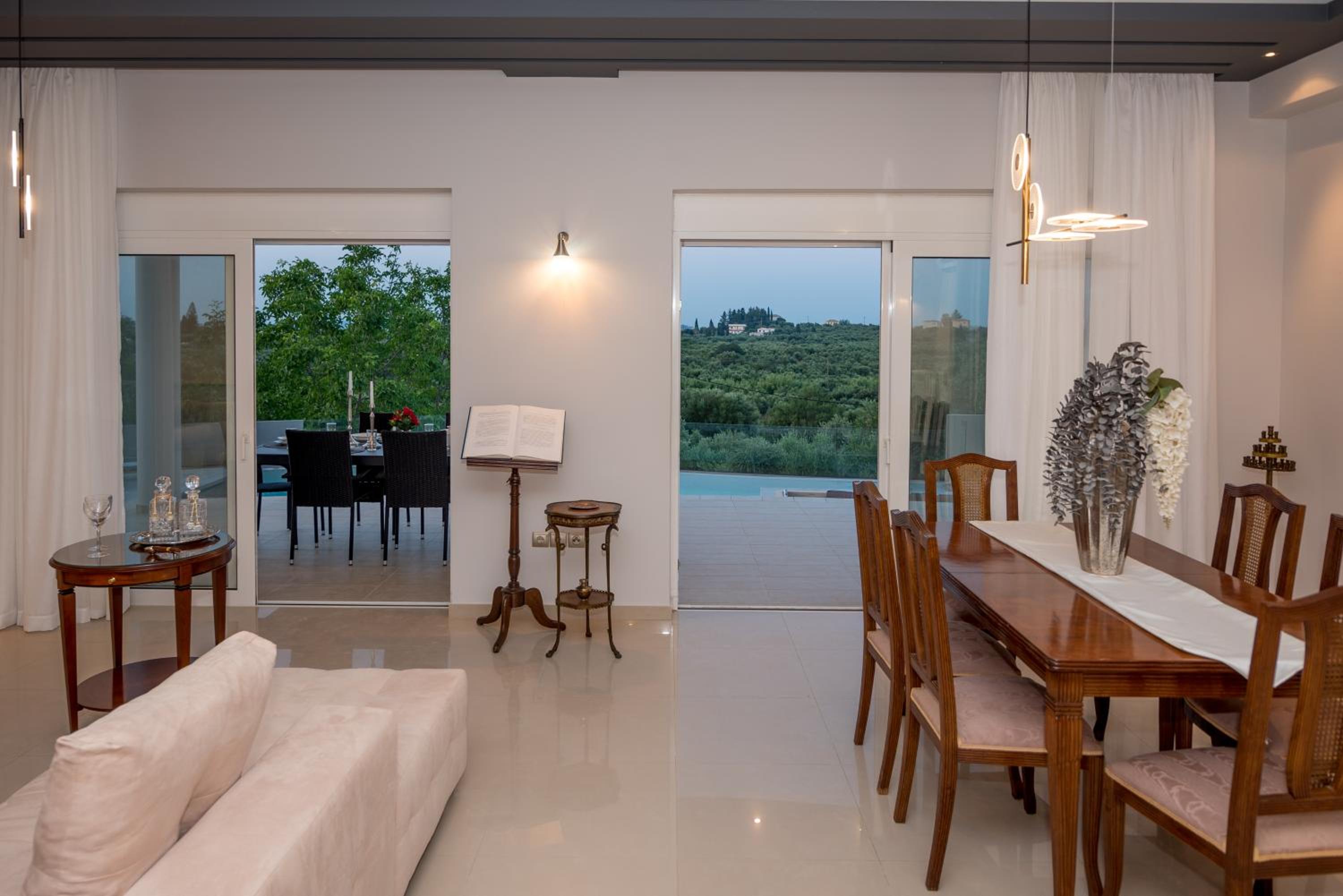 Villa Moonstone