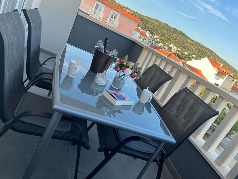 Family apartment Sevid view 5