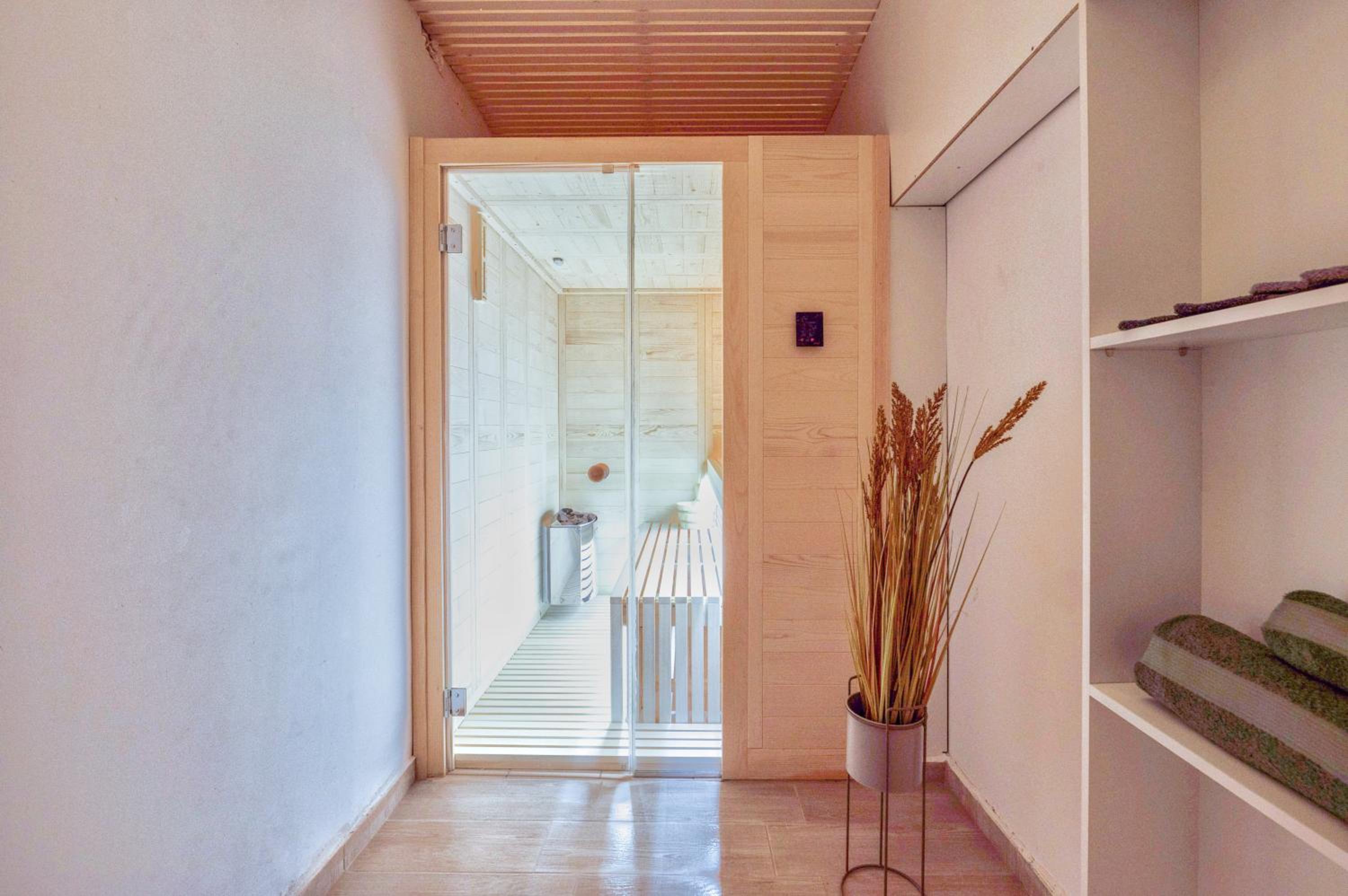 Adelos III Bloom Villa 5BR 360m - Sauna - Rooftop