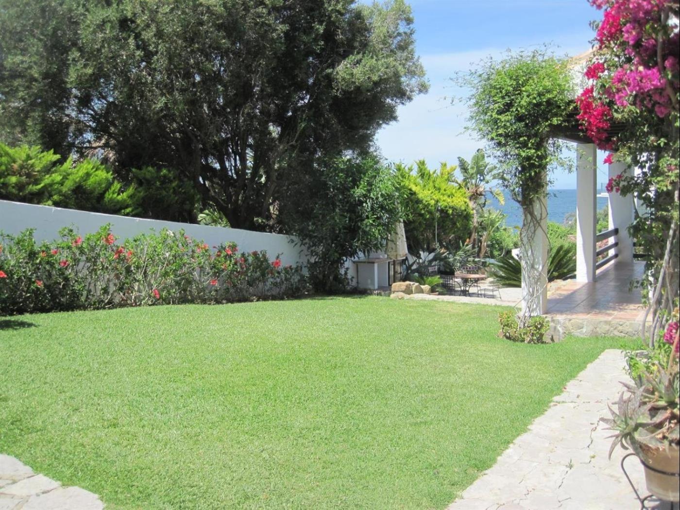 REf 3 VILLA ISBILIA view 4