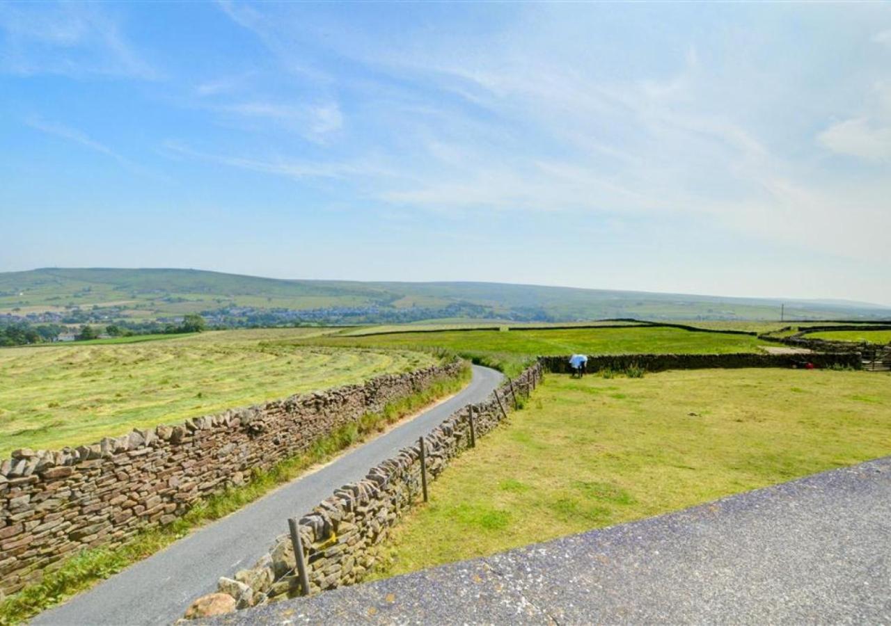 2 Bed in Cowling oc-ds239