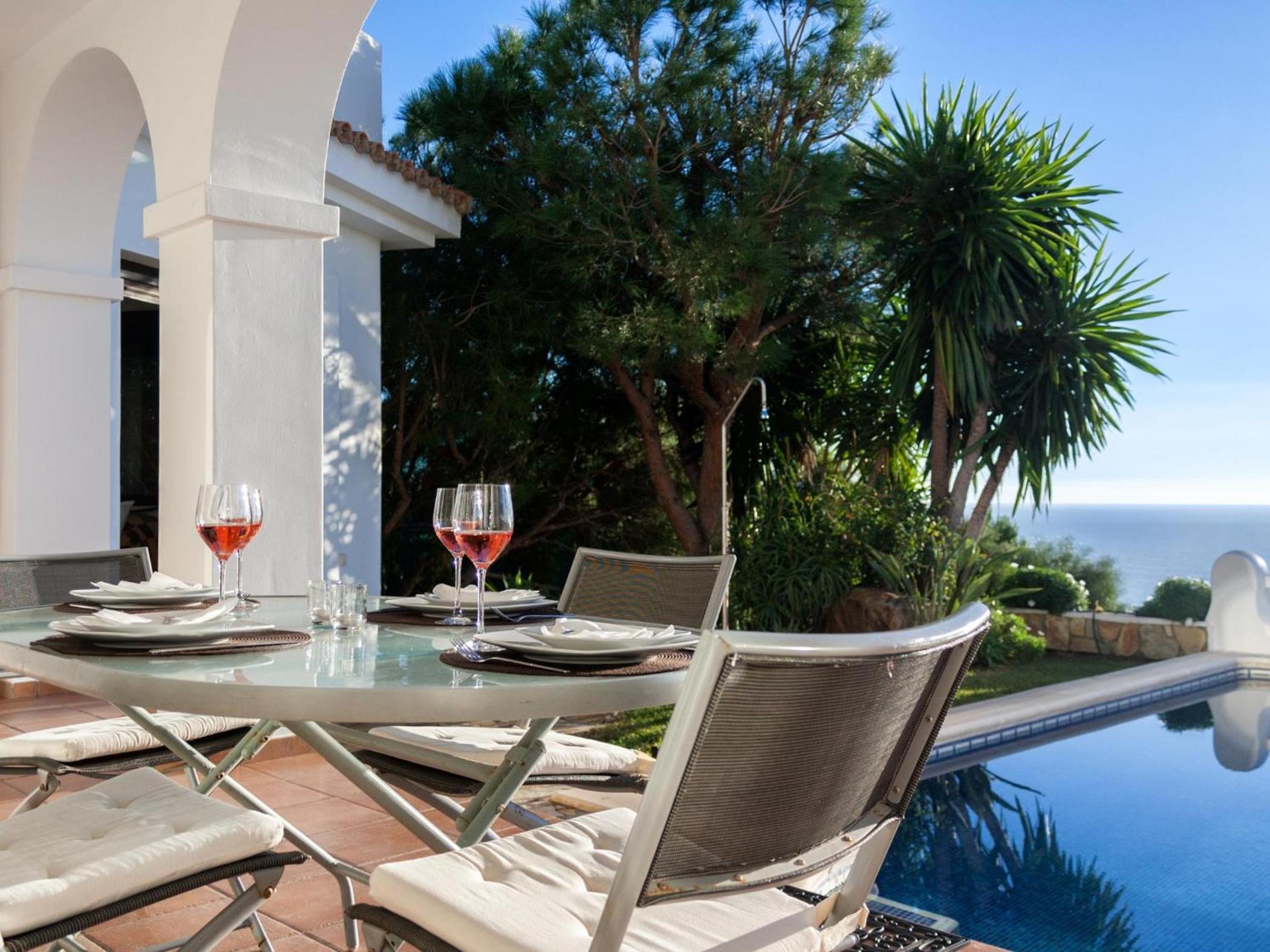 REf 4 CASA BLANCA view 3
