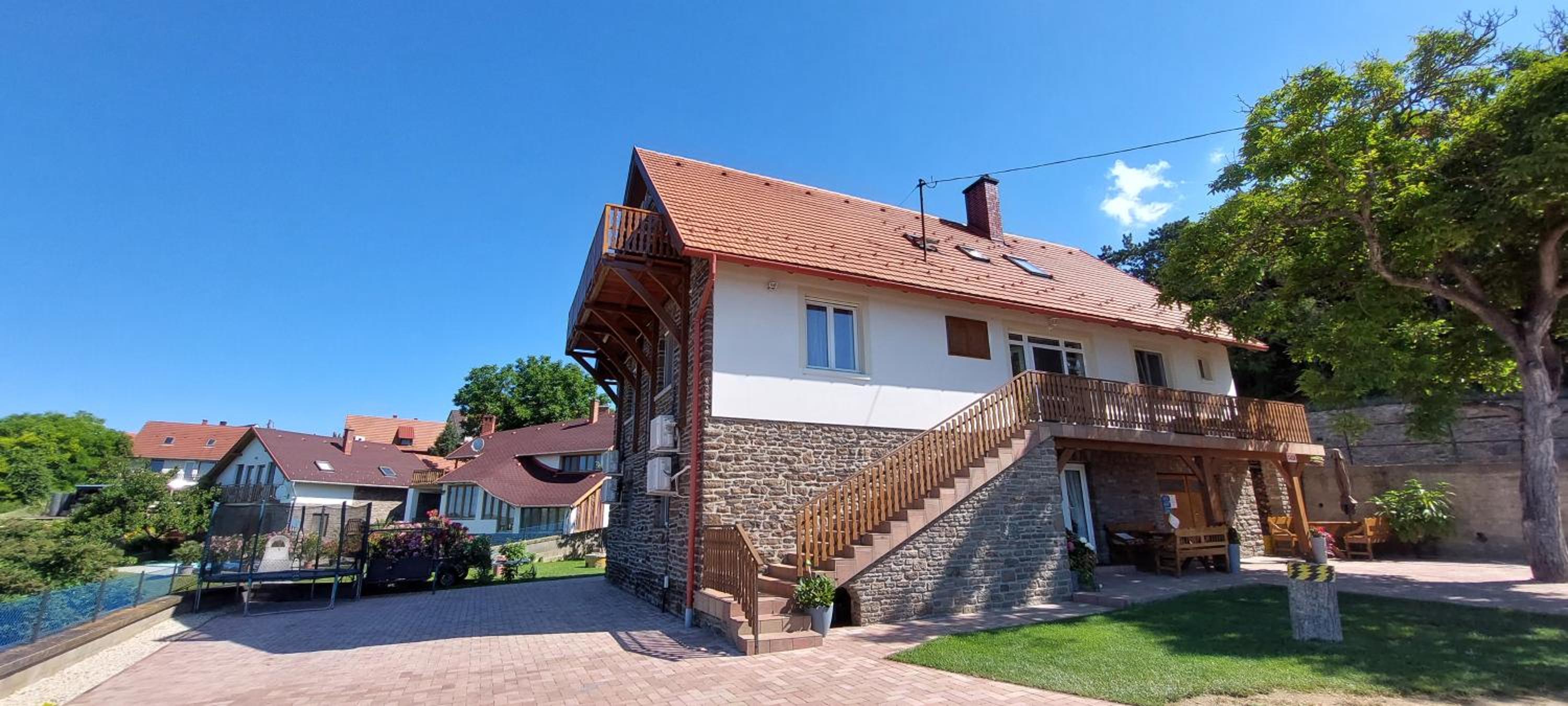 Jázmin Apartman view 4