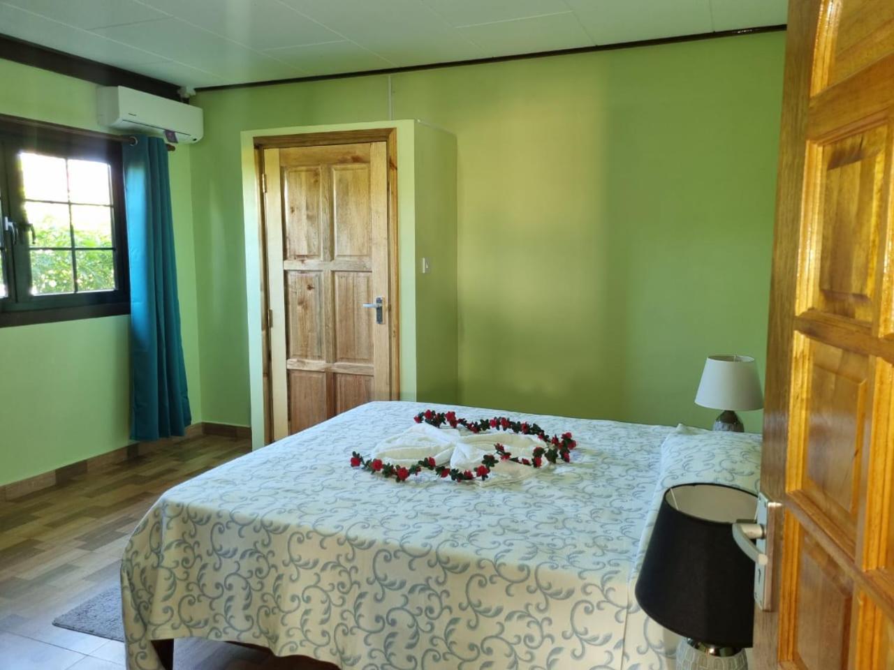 Lianita's Cottage (Selfcatering)