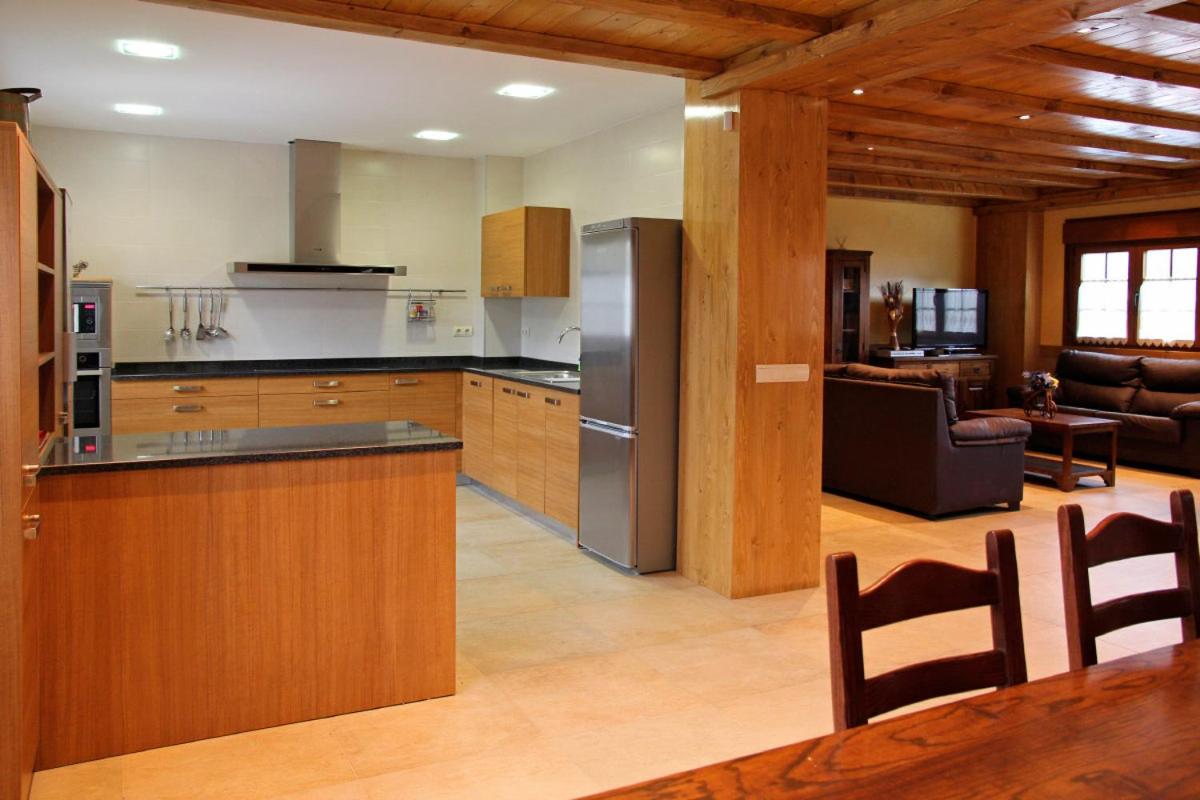 Casa Rural Sarobetxea en Larrayoz, Navarra