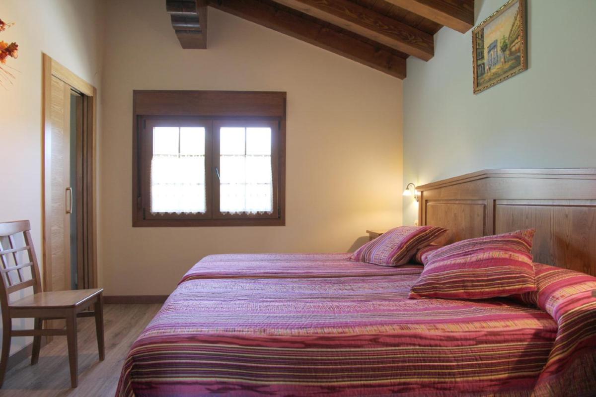 Casa Rural Sarobetxea en Larrayoz, Navarra