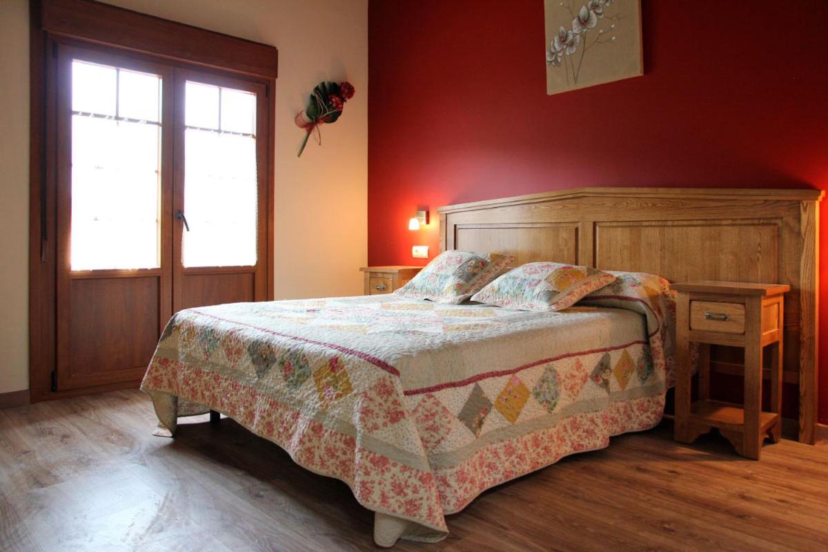 Casa Rural Sarobetxea en Larrayoz, Navarra