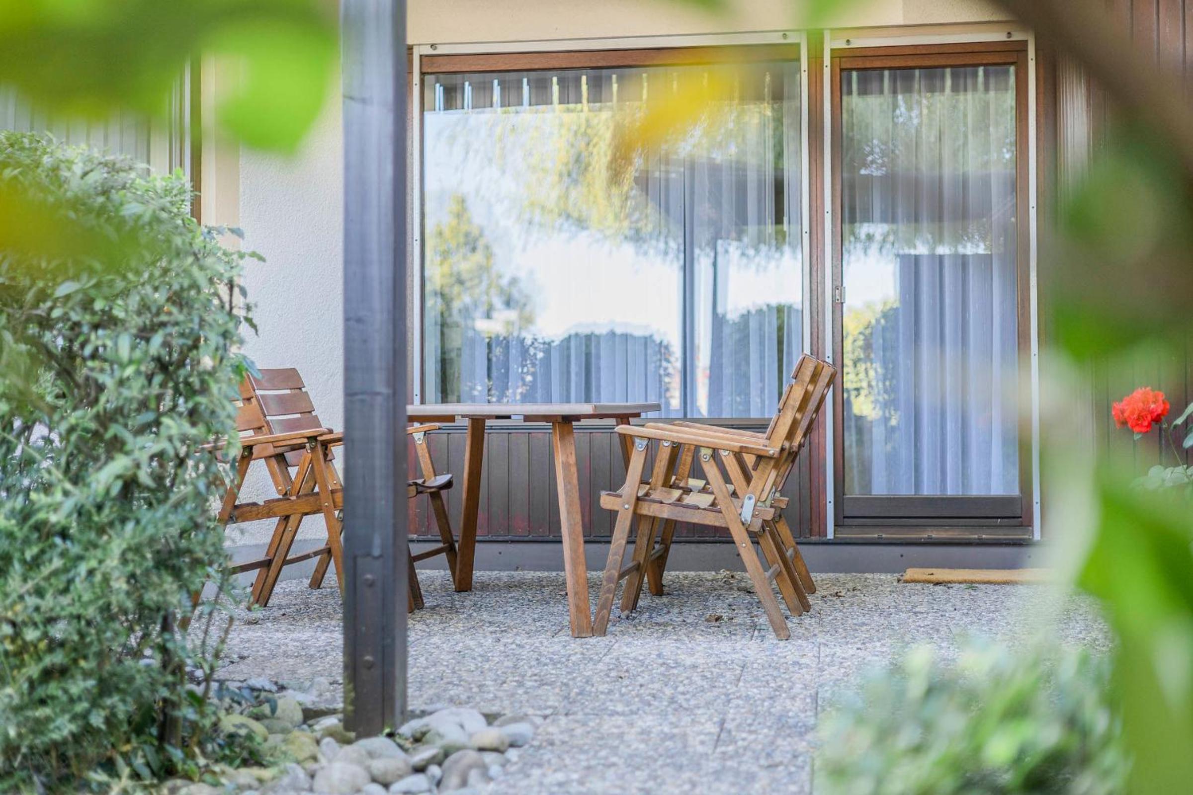 Ferienwohnpark Immenstaad am Bodensee Zwei-Zimmer-Apartment 53 01