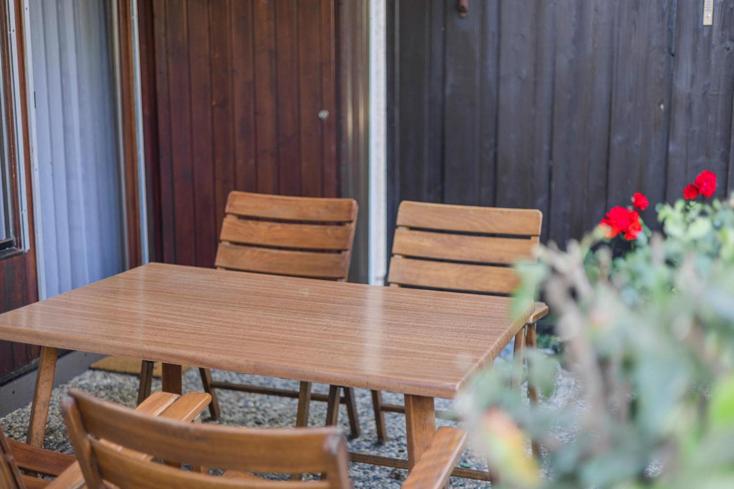 Ferienwohnpark Immenstaad am Bodensee Zwei-Zimmer-Apartment 53 01
