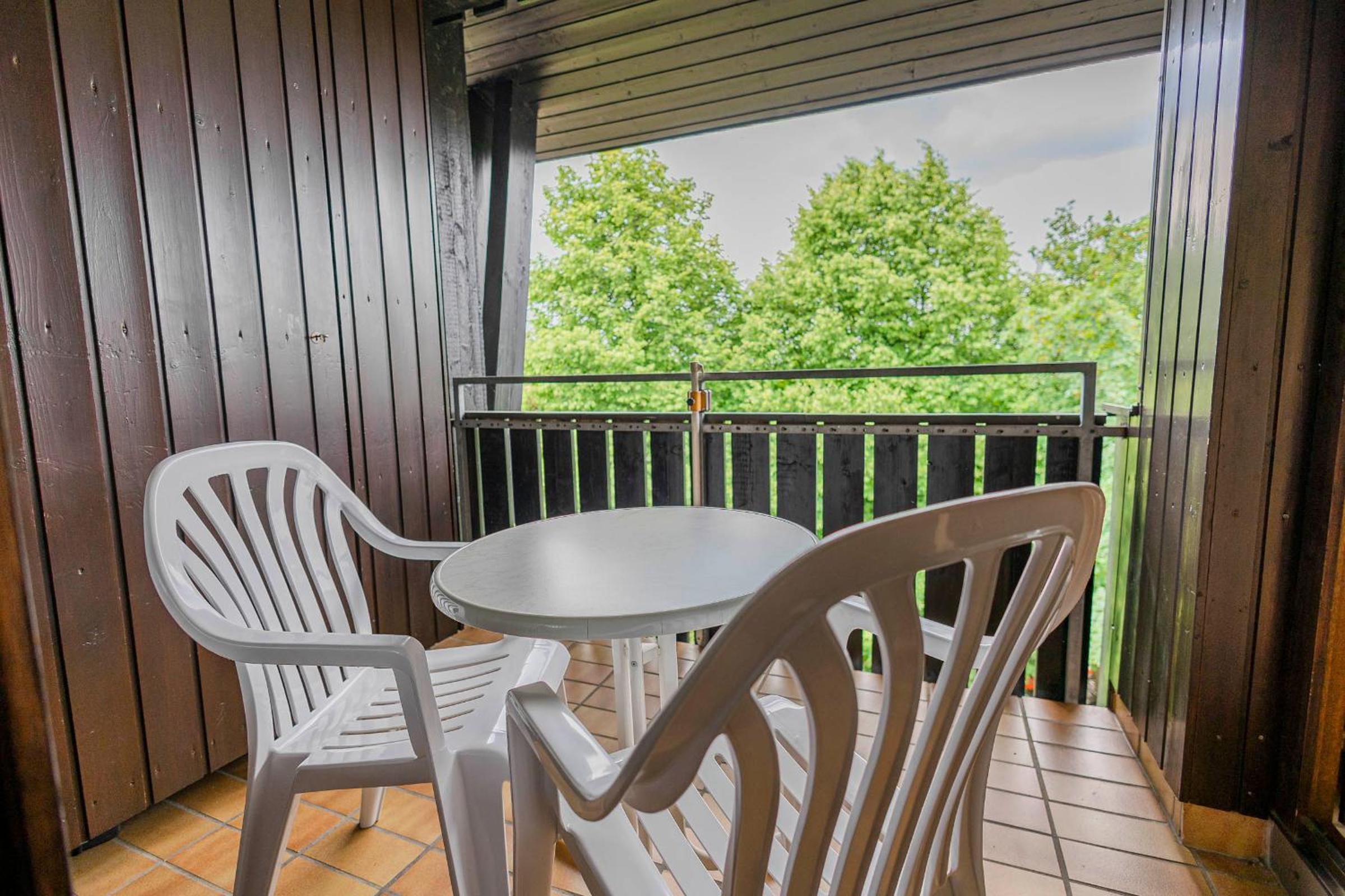 Ferienwohnpark Immenstaad am Bodensee Zwei-Zimmer-Apartment 55 29