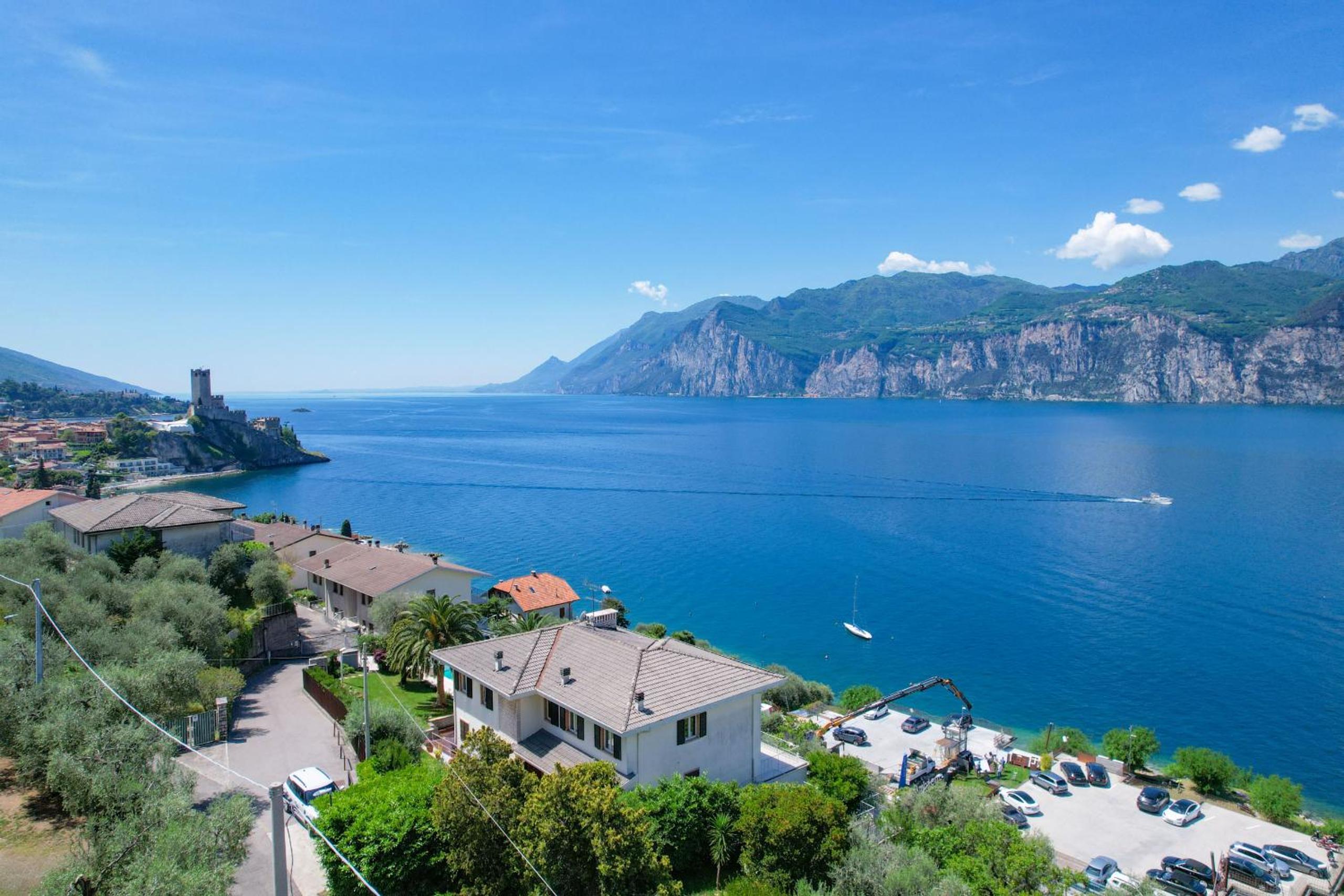 MGH - Malcesine Holiday Apartment view 2