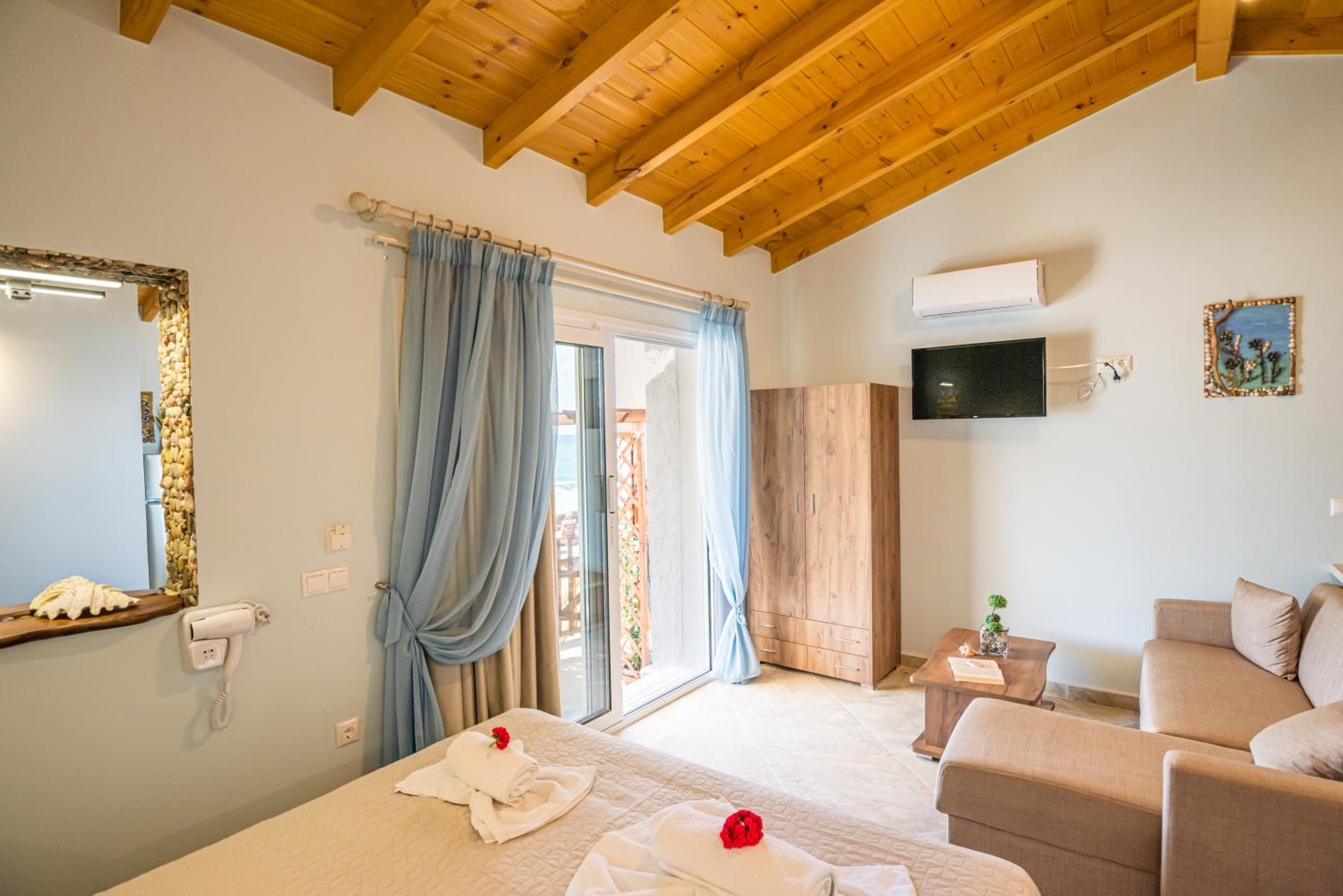 Elena's Seaside Apartments & Studios view 5
