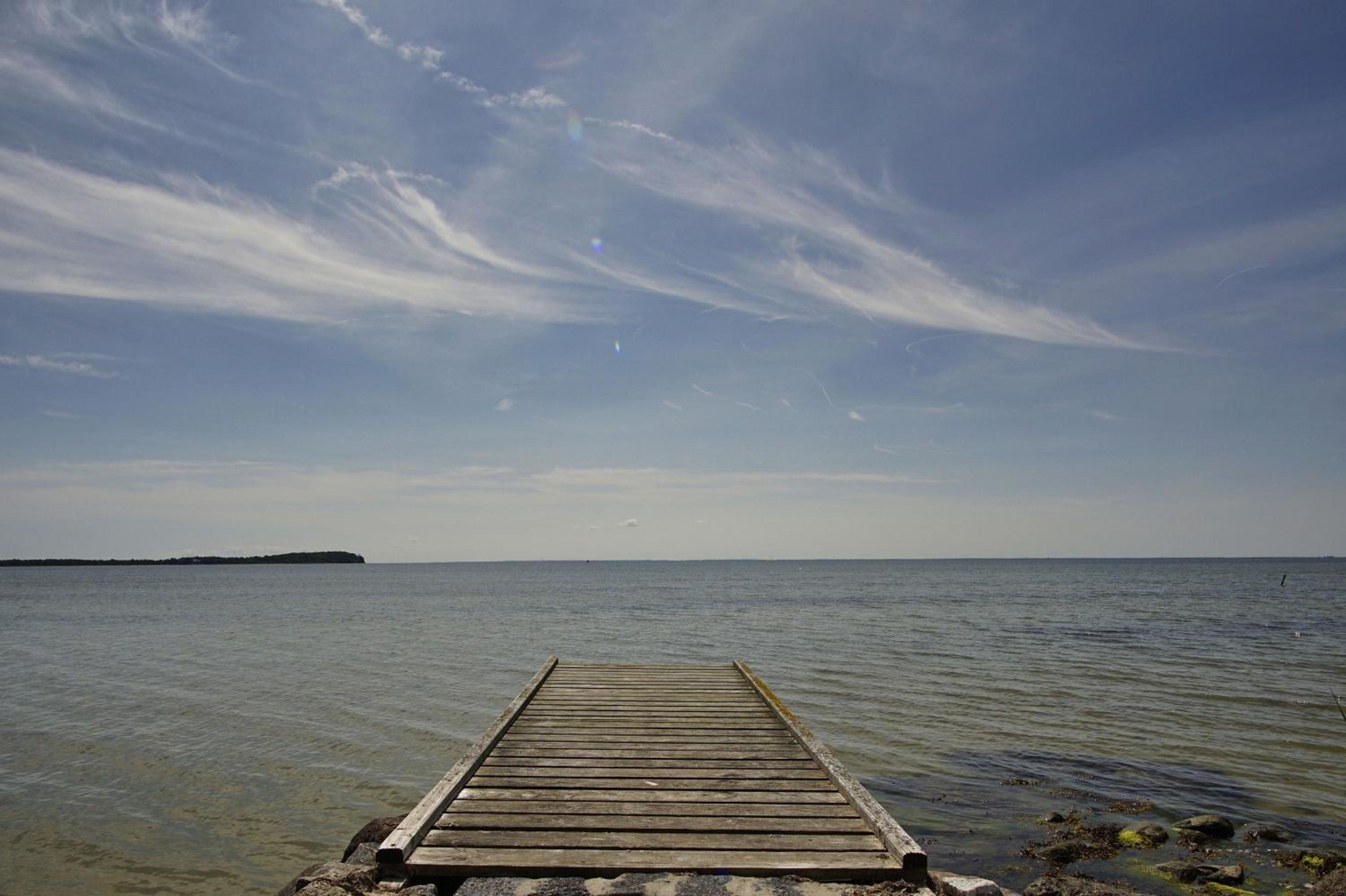strandnahe Idylle am Meer, private Badestelle, Strandkorb - Gutshof Ostseeblick