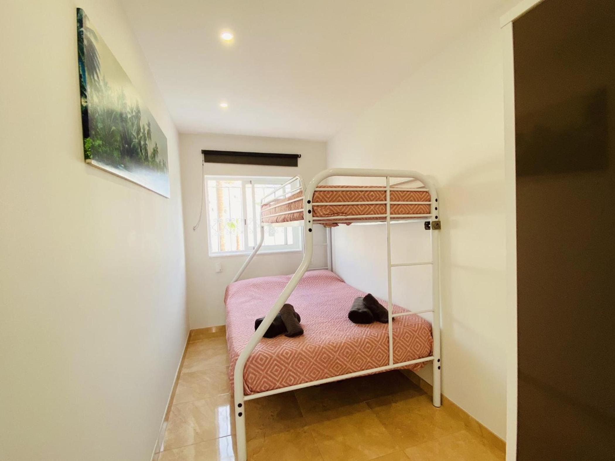 Sunshine holiday house