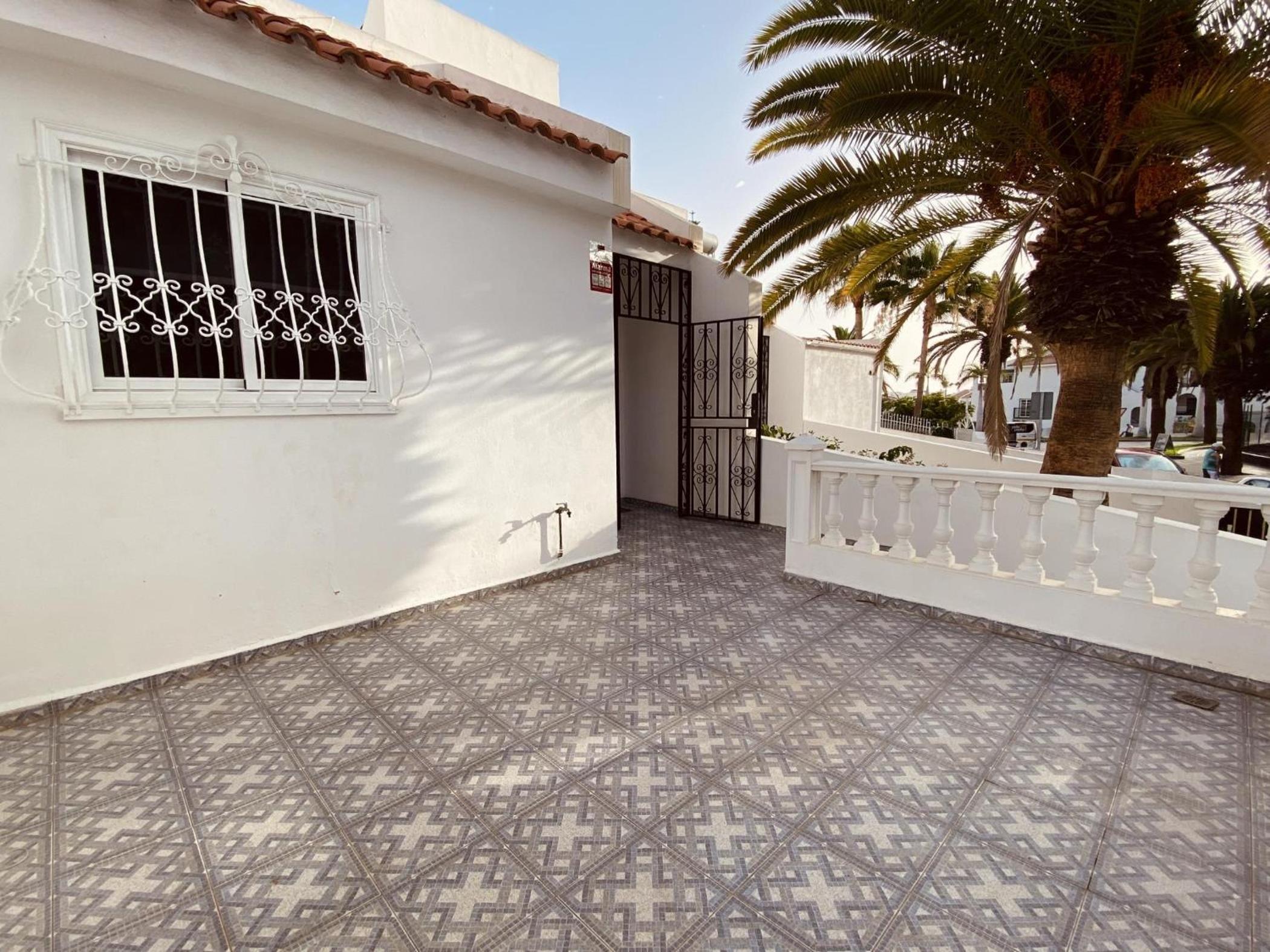 Sunshine holiday house