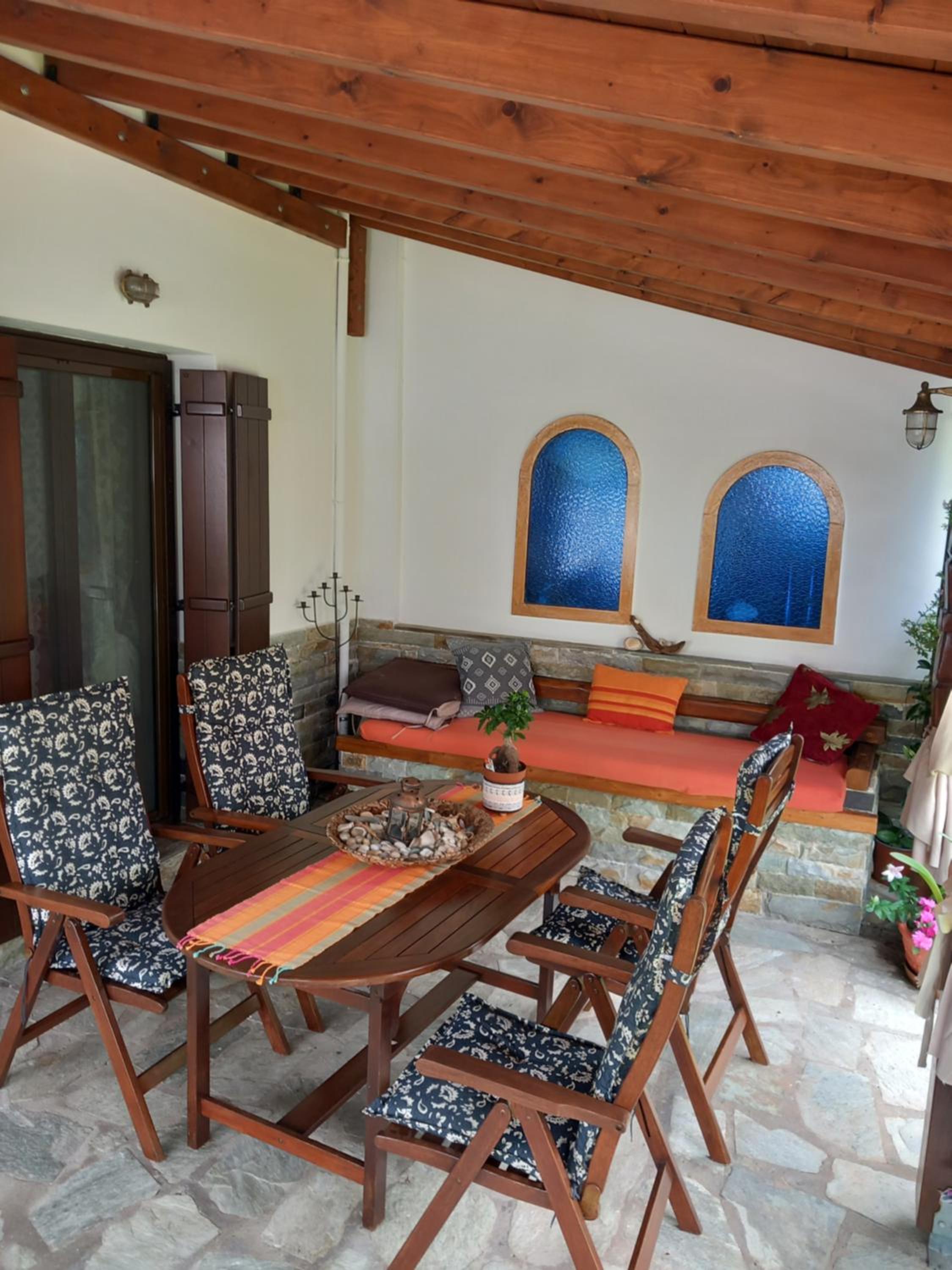 Poly's Sea Side House view 5