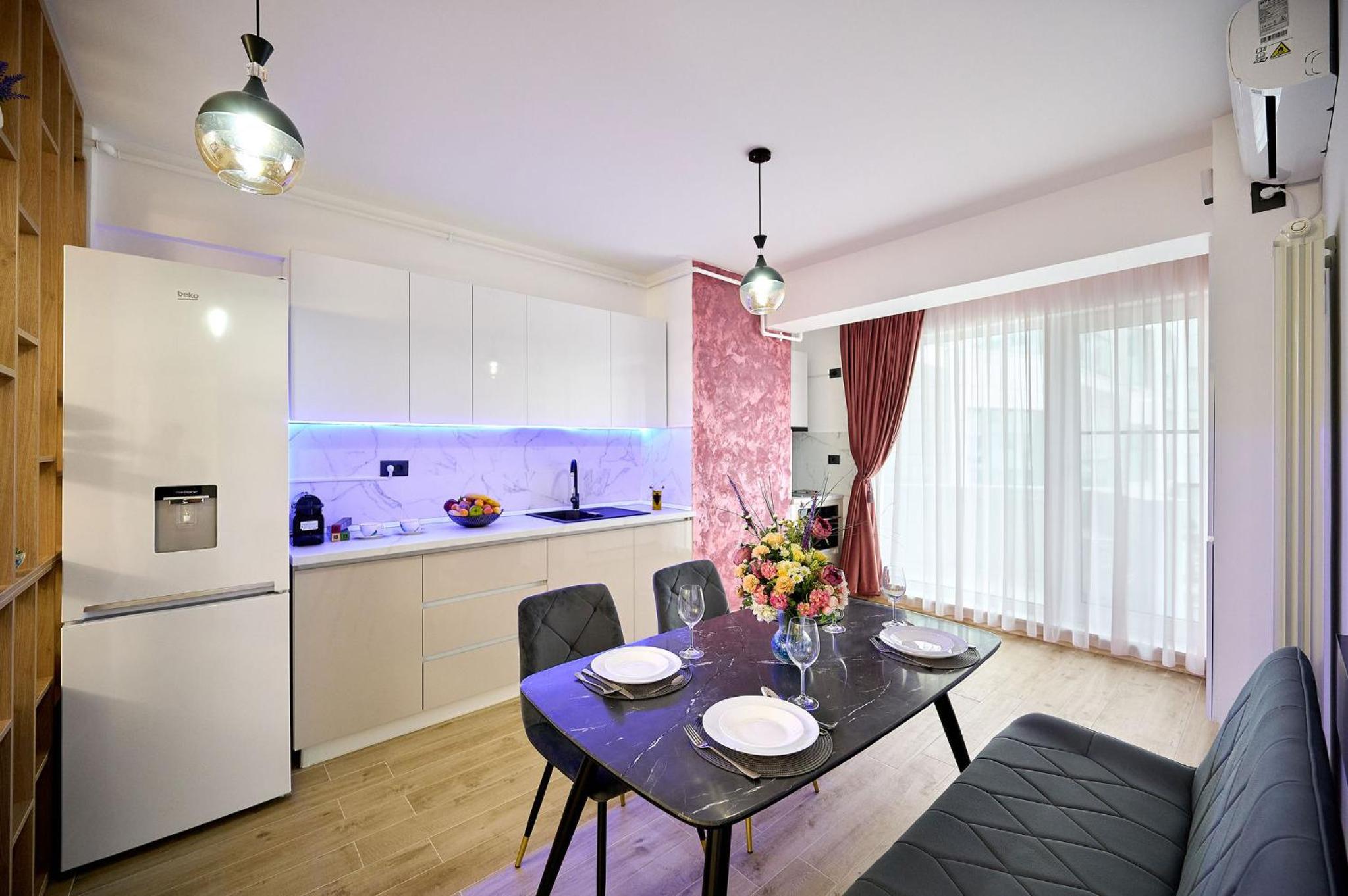 Star Apartment in Infinity Beach Resort - parking view 4