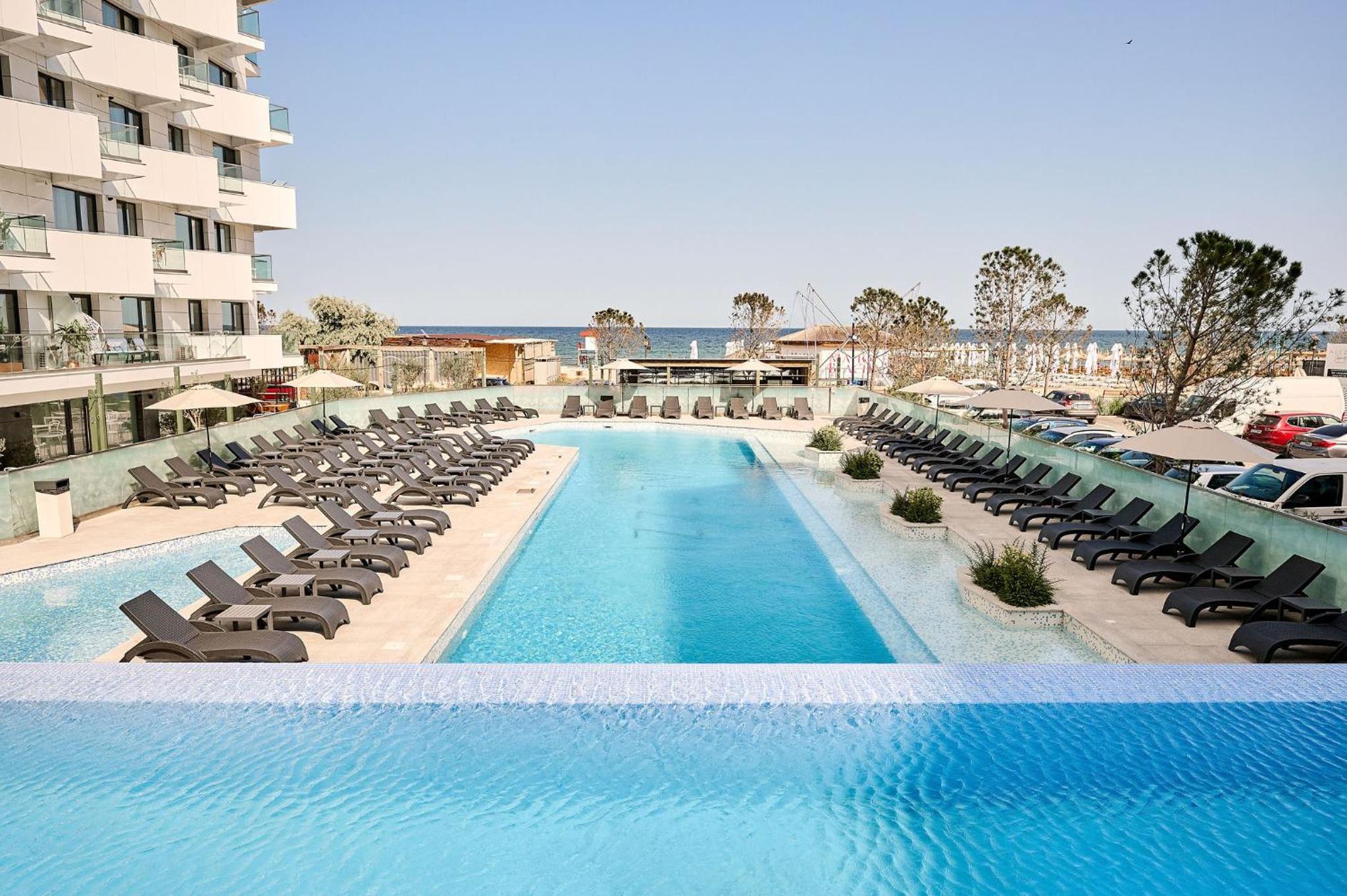 Star Apartment in Infinity Beach Resort - parking view 5