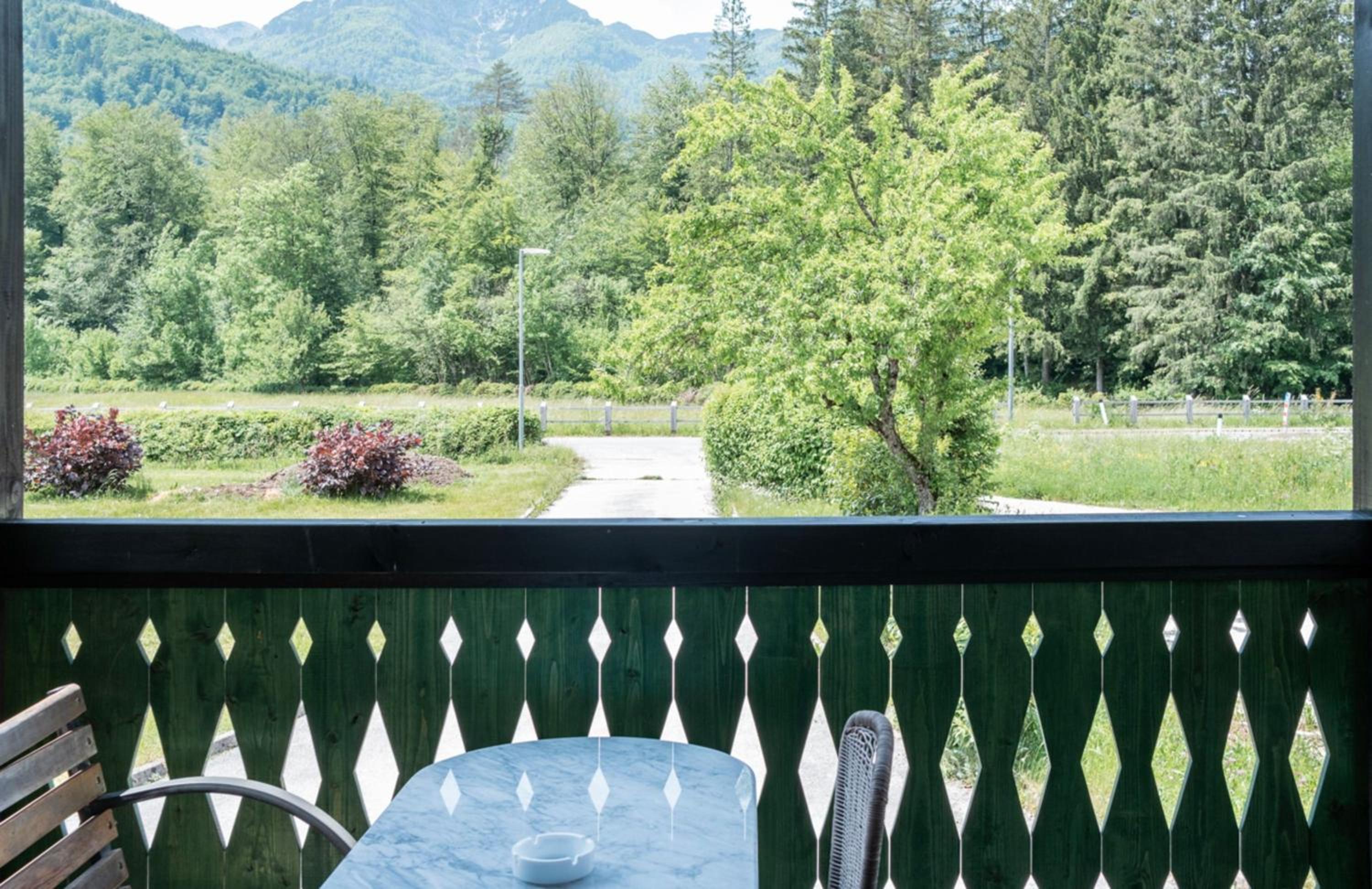 Riverview Lodge