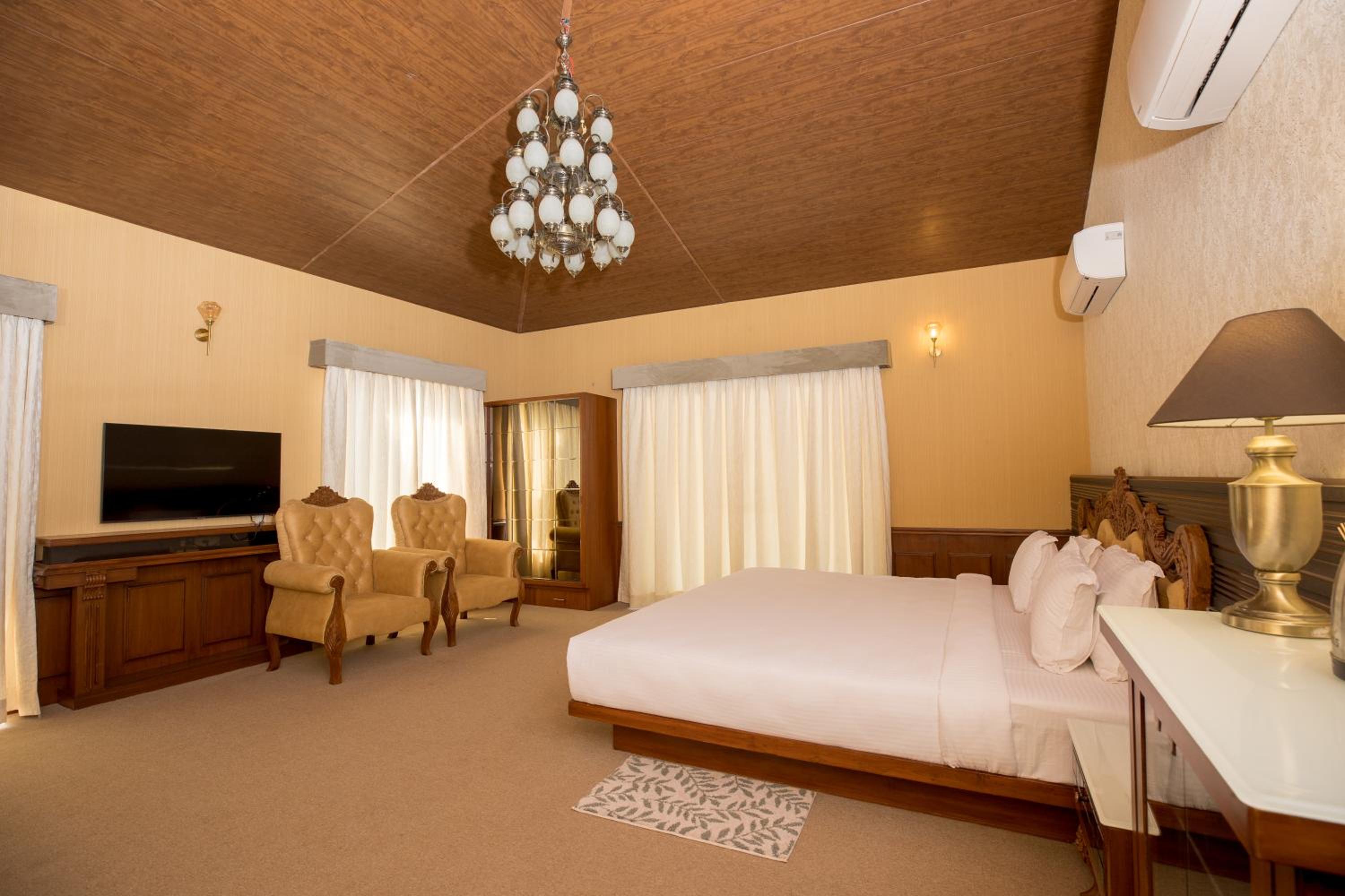 Urmilaa Green County Resort 35 KM From Kolhapur view 5