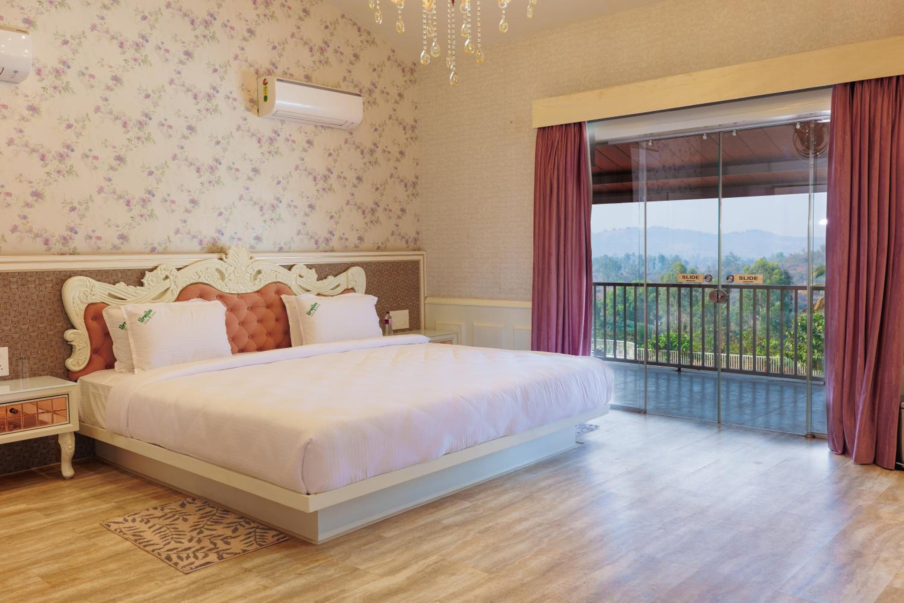 Urmilaa Green County Resort 35 KM From Kolhapur view 2