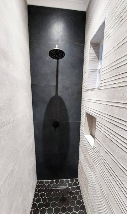 Modern, cozy private studio with garden, self check-in