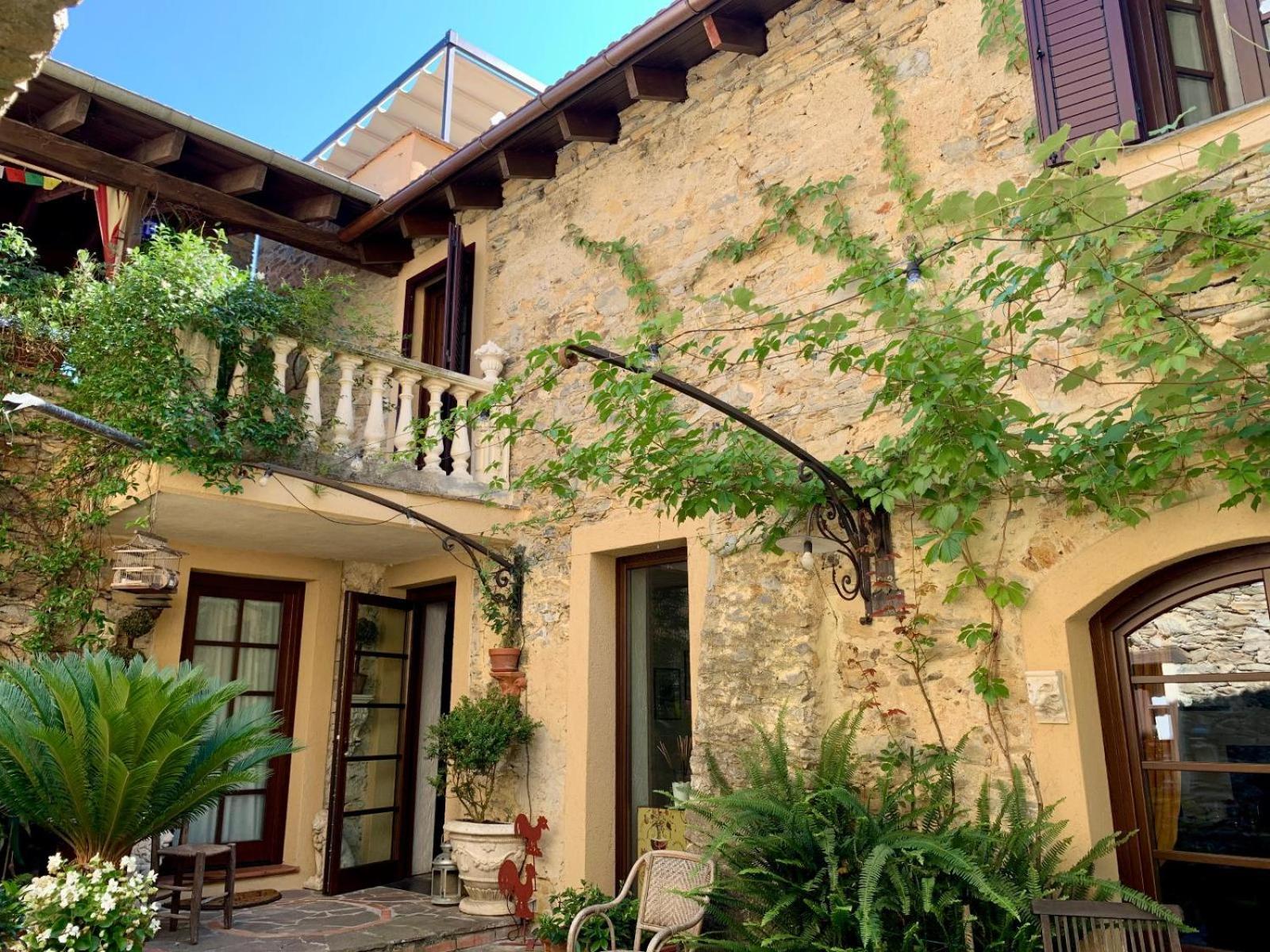 Borgata Cantone Country House B&B