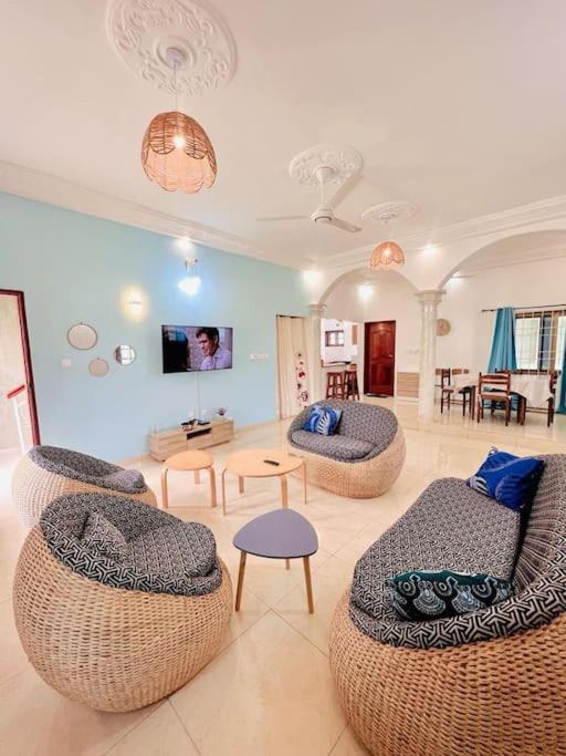 Belle villa avec rooftop sur la plage