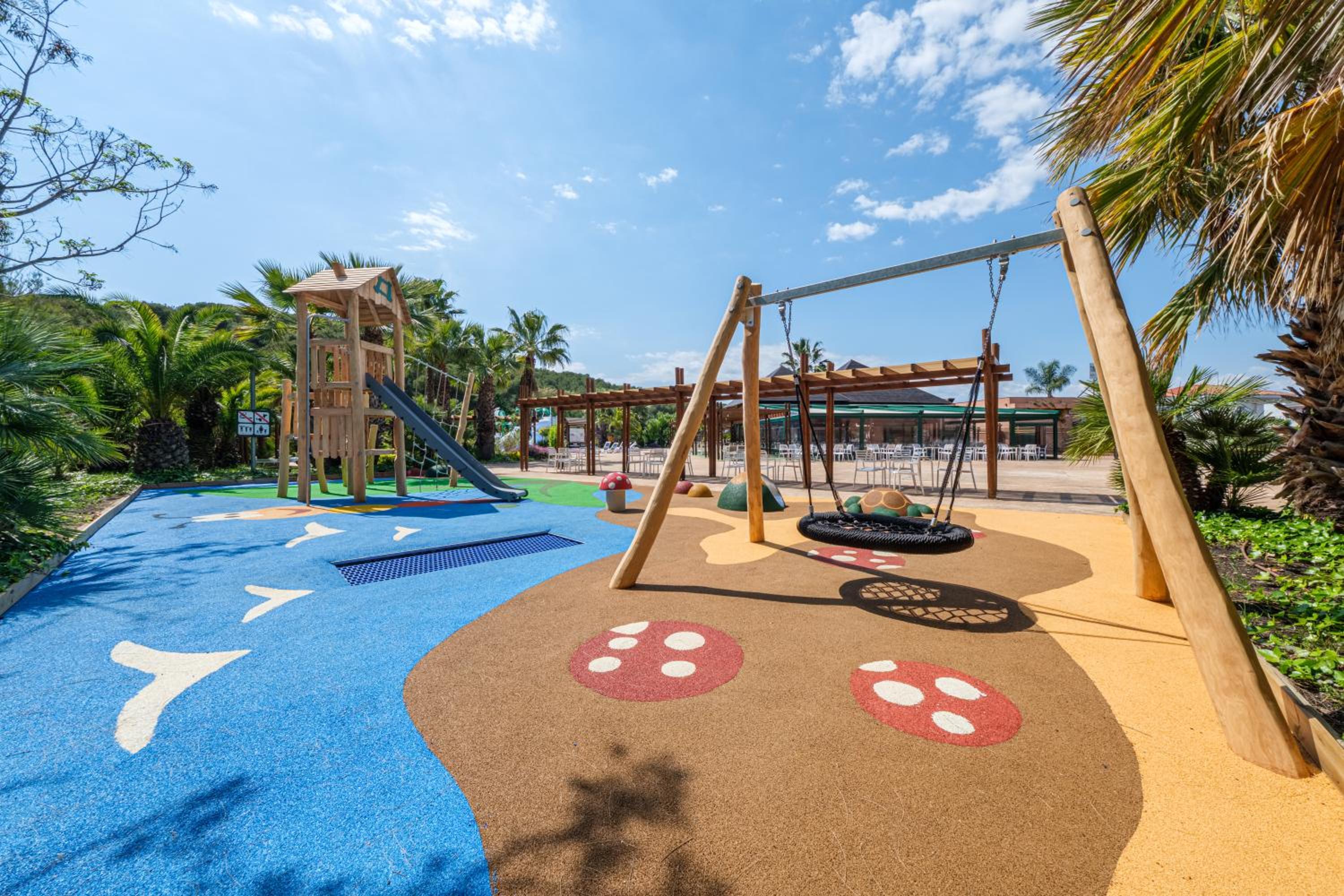 Camping Estival Torre de la Mora