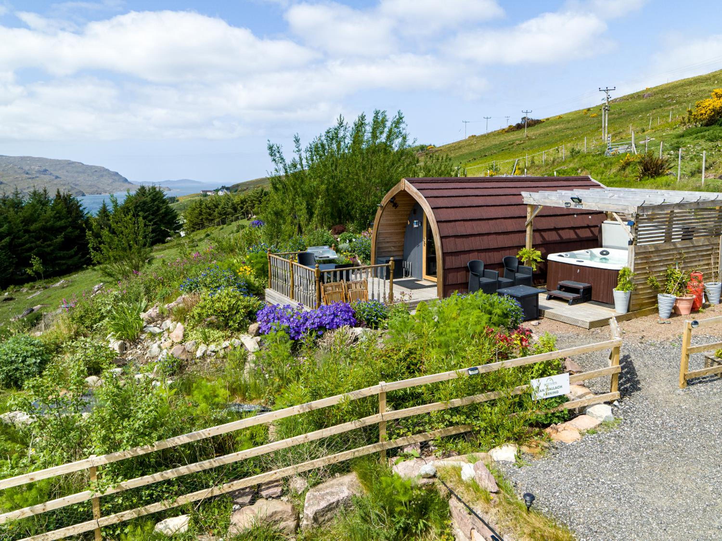 Hotel The Highland Bothies Glamping