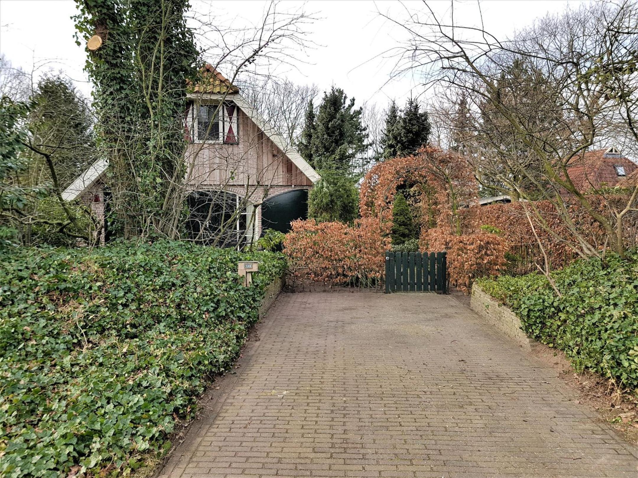 Mooie 6 persoons vakantieboerderij in de Achterhoek view 2