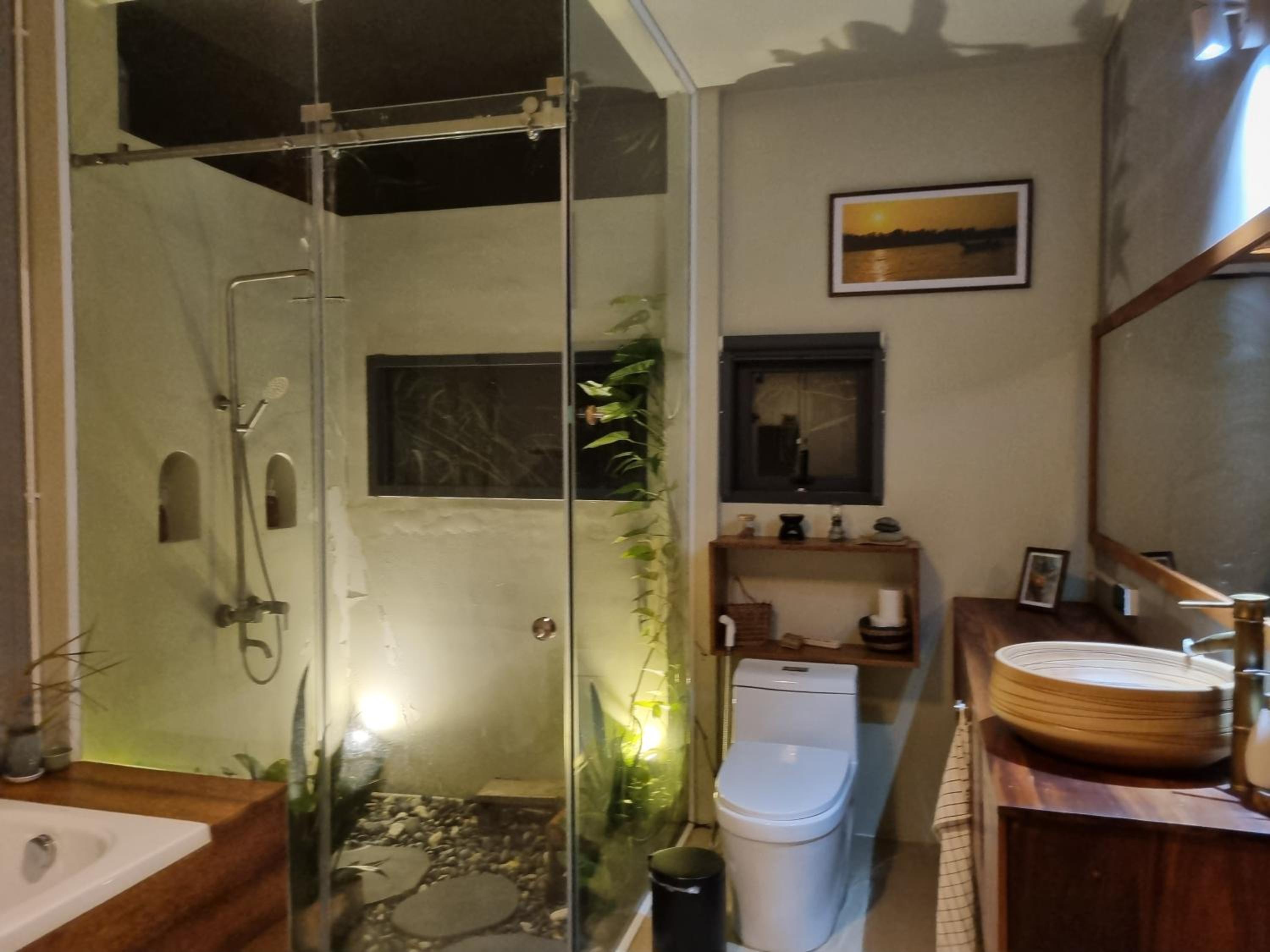 The Zen - InnerZen Mekong Riverside homestay Ben Tre 1 bed for 1-2 persons, 2 beds for 3-4 persons
