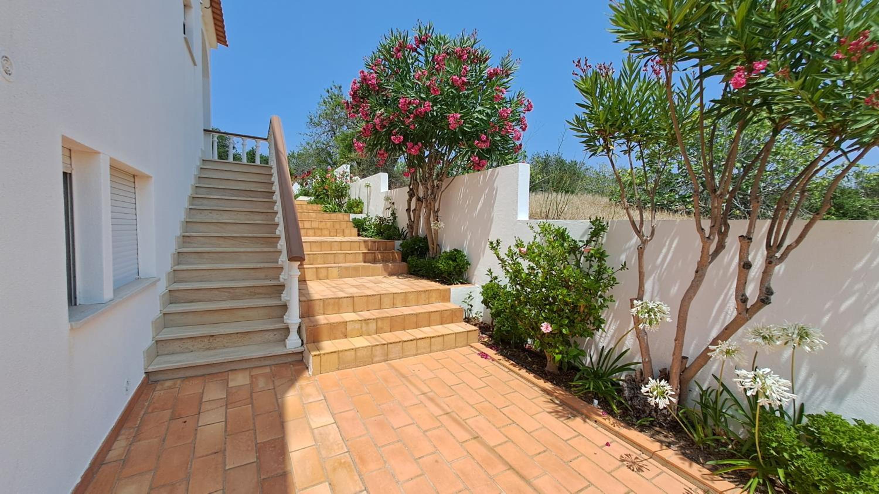 Albufeira Traditional Apartments IN VILLA