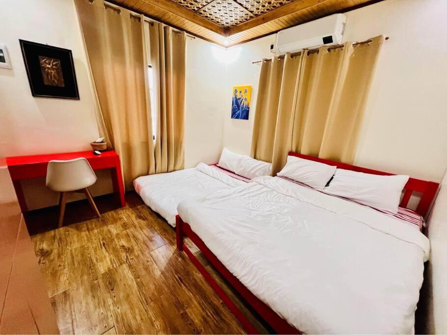 Delia's Guest House